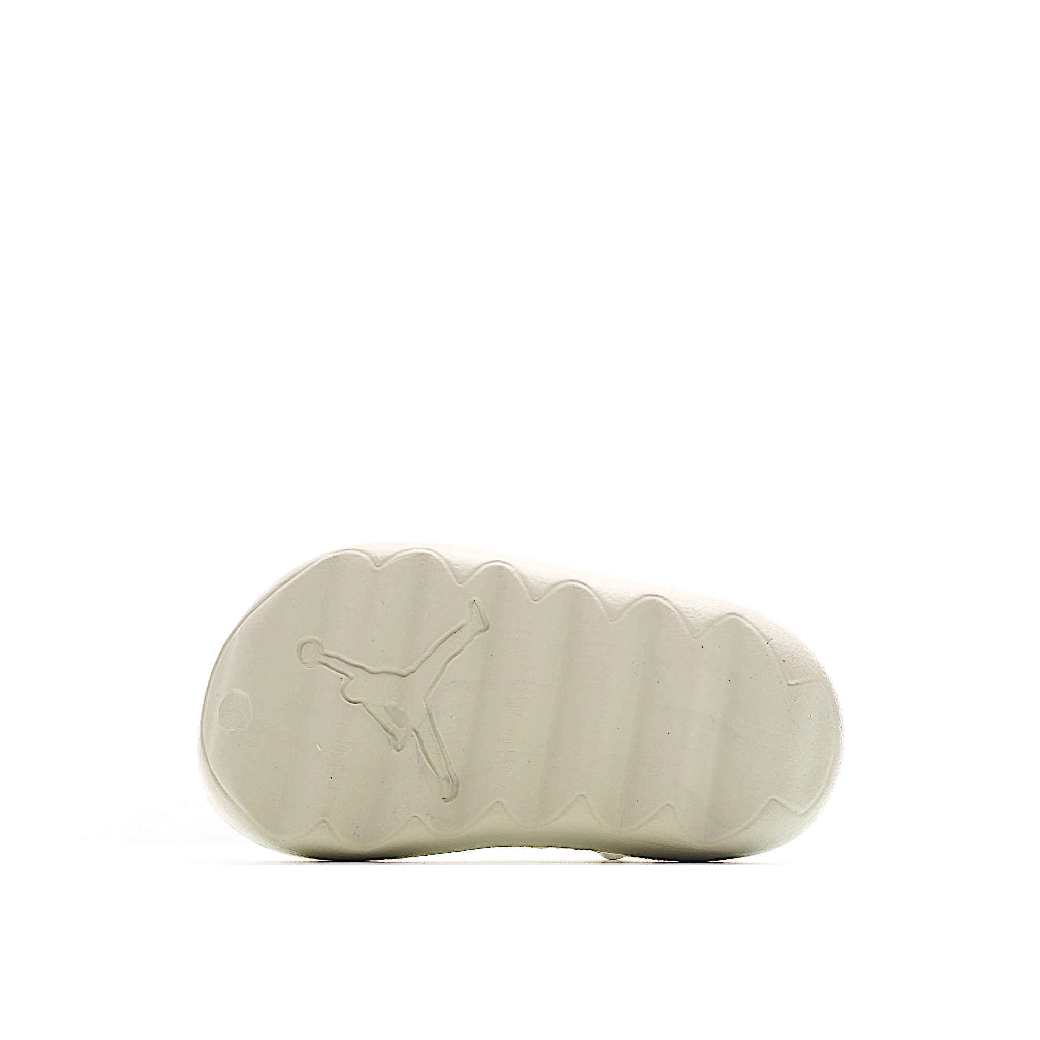 图片[5]-凭借其简单的套穿式设计，为小脚带来无处不在、无所不能的能量。它由一块坚固而有支撑力的泡沫制成，配有弹性鞋跟带和纹理鞋垫，可帮助将小宝贝的脚固定到位。 货号：小童3002 大童2002 尺码：22-35-选品中心