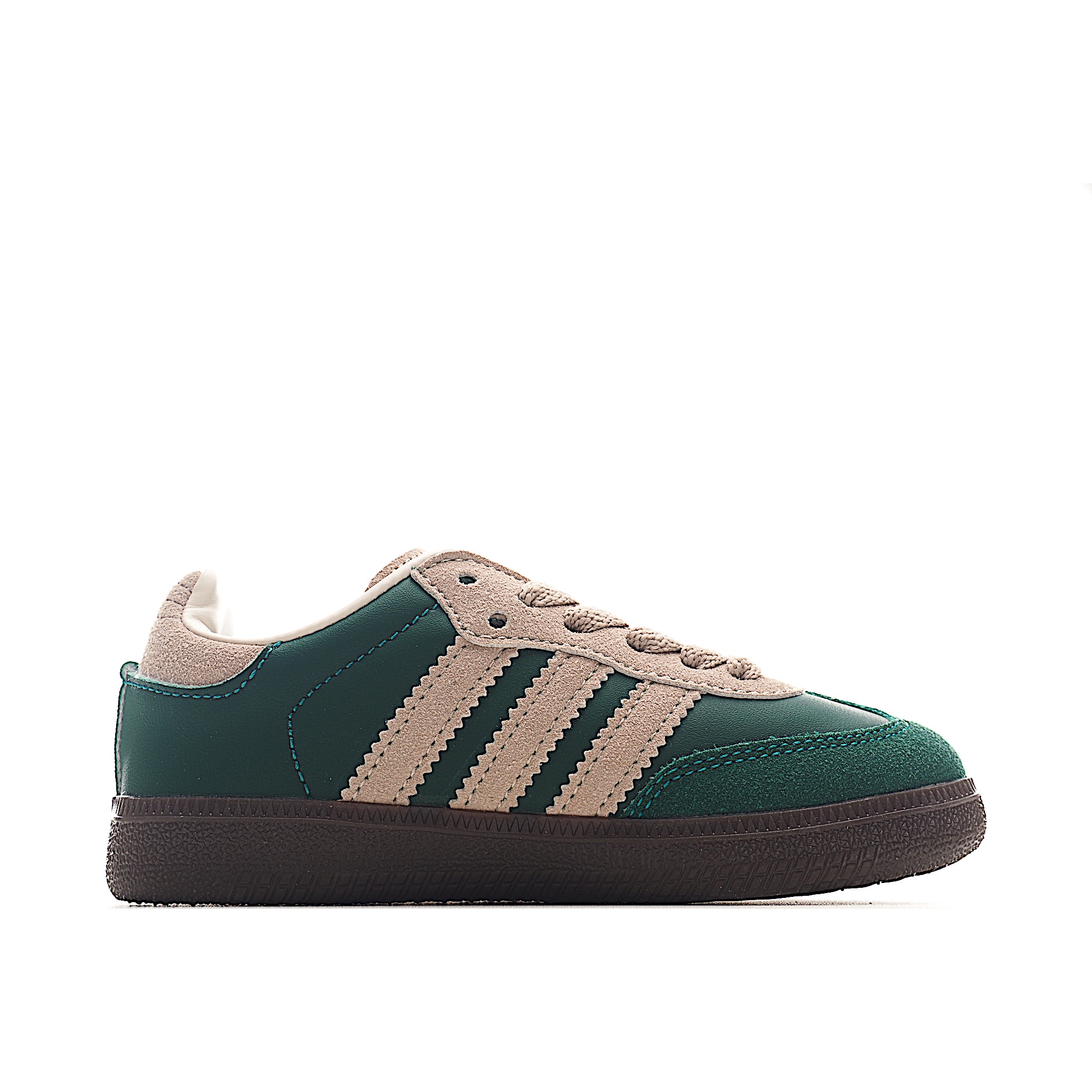 图片[2]-AD 德训 低帮儿童休闲鞋 注：22-27松紧带，28-37系带 如果你回到 1960 年代，你会发现职业足球运动员穿着桑巴，就像这些婴儿鞋一样，几乎就像他们一样。尺寸缩小适合儿童，配有柔软的鞋垫，在全天玩耍时感觉舒适。皮革鞋面、胶橡胶鞋底和3条纹保持经典。 货号：7862 尺码：22-37\”},\”album\”：{\”vipLeftDay\”：197,\”name\”：\”🐲渠道货㊣(天猫专柜实体)-选品中心