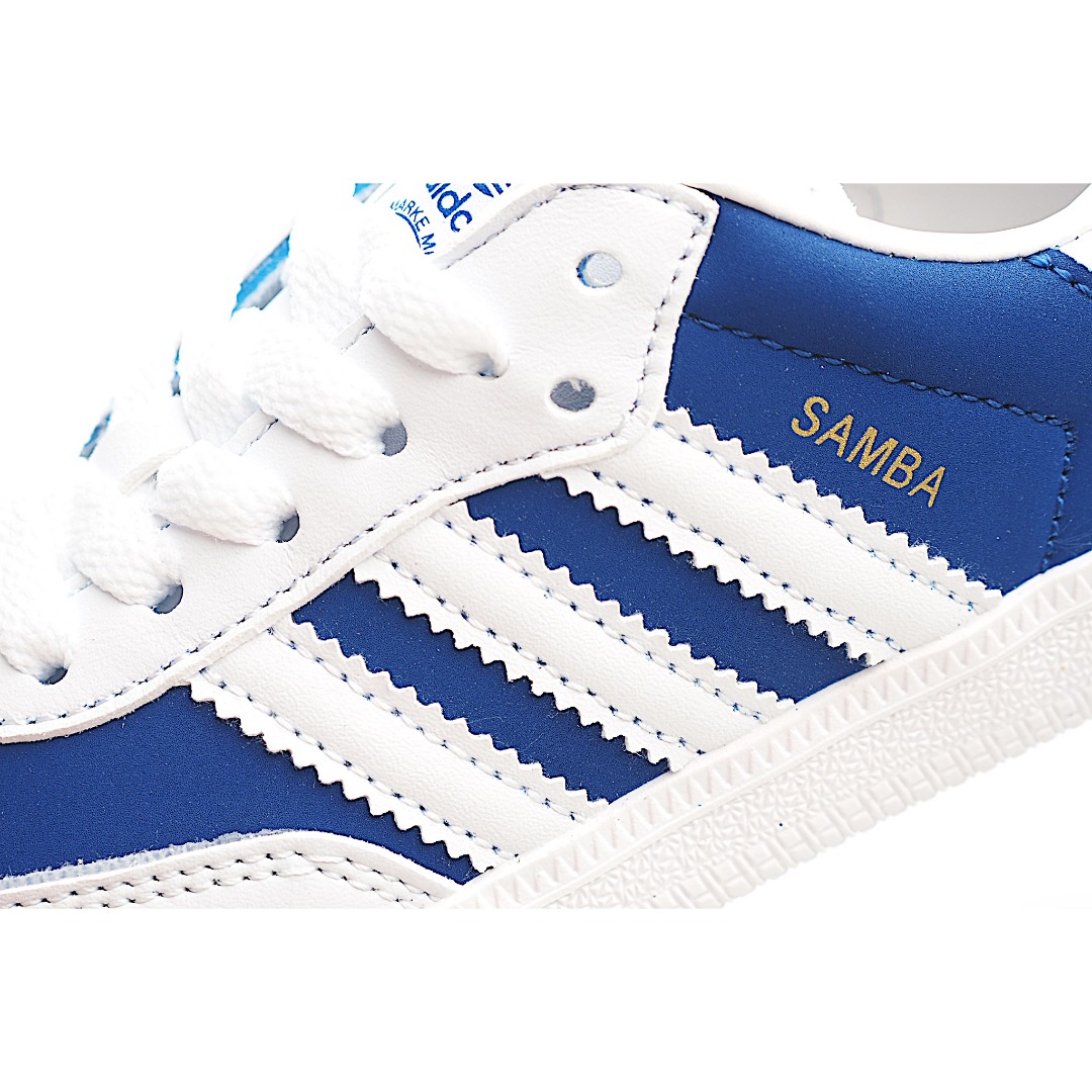 图片[6]-AD 德训 低帮儿童休闲鞋 注：22-27松紧带，28-37系带 如果你回到 1960 年代，你会发现职业足球运动员穿着桑巴，就像这些婴儿鞋一样，几乎就像他们一样。尺寸缩小适合儿童，配有柔软的鞋垫，在全天玩耍时感觉舒适。皮革鞋面、胶橡胶鞋底和3条纹保持经典。 货号：3203 尺码：22-37-选品中心