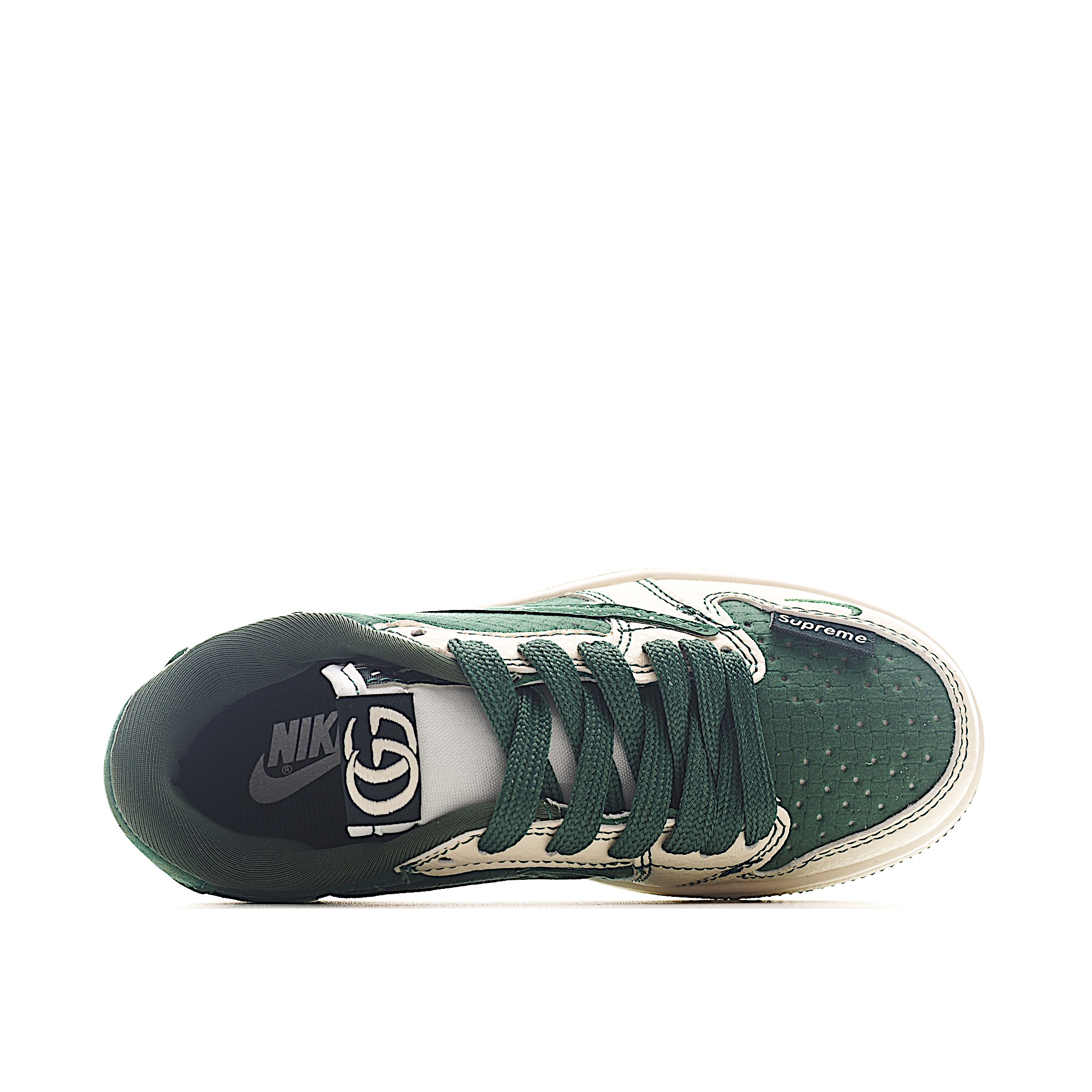 图片[6]-这款时尚与舒适并存的潮流鞋，其耐磨鞋底和优质材料确保小脚始终舒适，适合各种日常活动，使其成为儿童运动鞋爱好者的完美选择。鞋跟采用联合品牌细节，脚下饰有标志性的双色橡胶鞋底，确保您的孩子在场上踢得最好。 货号：4008A 尺码：24-37-选品中心