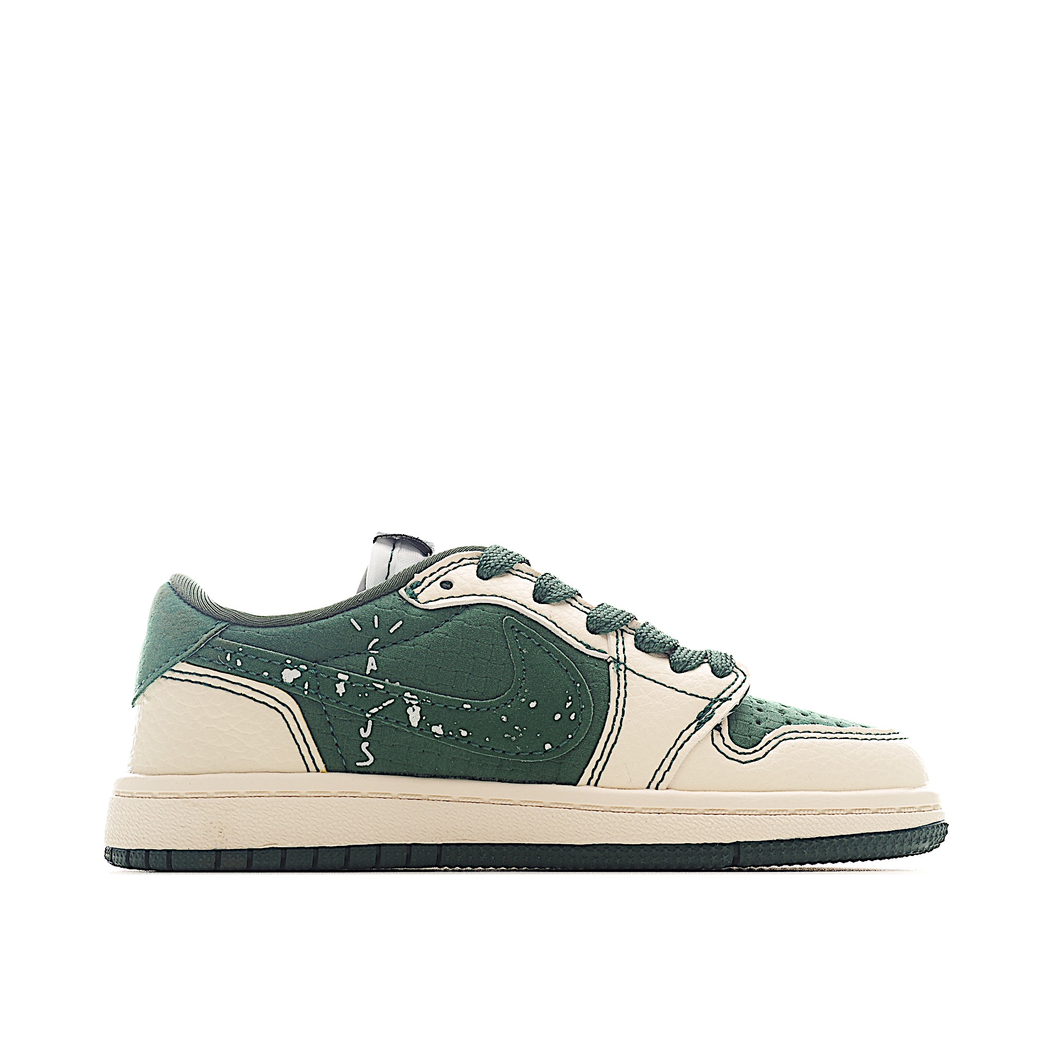 图片[2]-这款时尚与舒适并存的潮流鞋，其耐磨鞋底和优质材料确保小脚始终舒适，适合各种日常活动，使其成为儿童运动鞋爱好者的完美选择。鞋跟采用联合品牌细节，脚下饰有标志性的双色橡胶鞋底，确保您的孩子在场上踢得最好。 货号：4008A 尺码：24-37-选品中心