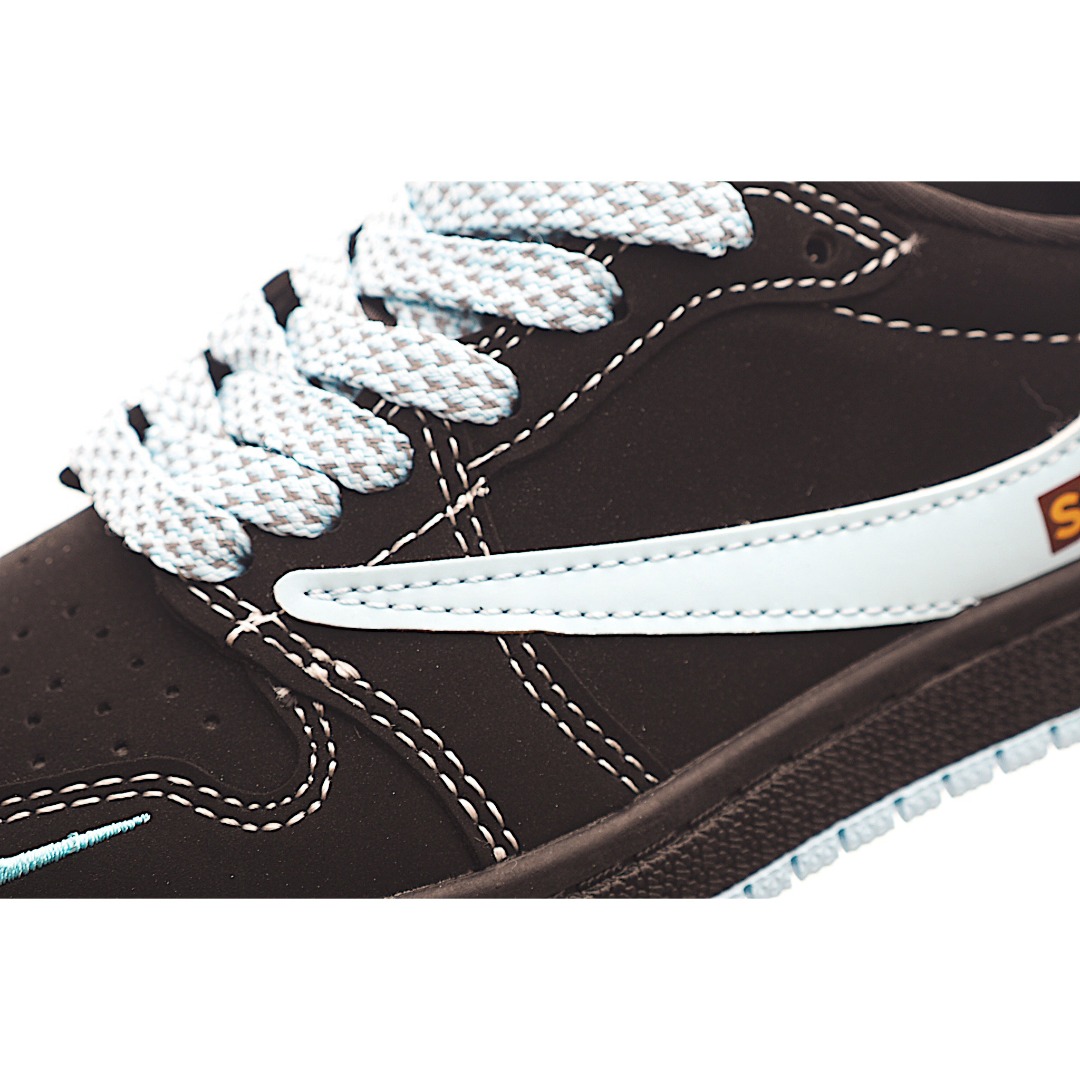 图片[8]-这款时尚与舒适并存的潮流鞋，其耐磨鞋底和优质材料确保小脚始终舒适，适合各种日常活动，使其成为儿童运动鞋爱好者的完美选择。鞋跟采用联合品牌细节，脚下饰有标志性的双色橡胶鞋底，确保您的孩子在场上踢得最好。 货号：4008 尺码：24-37-选品中心