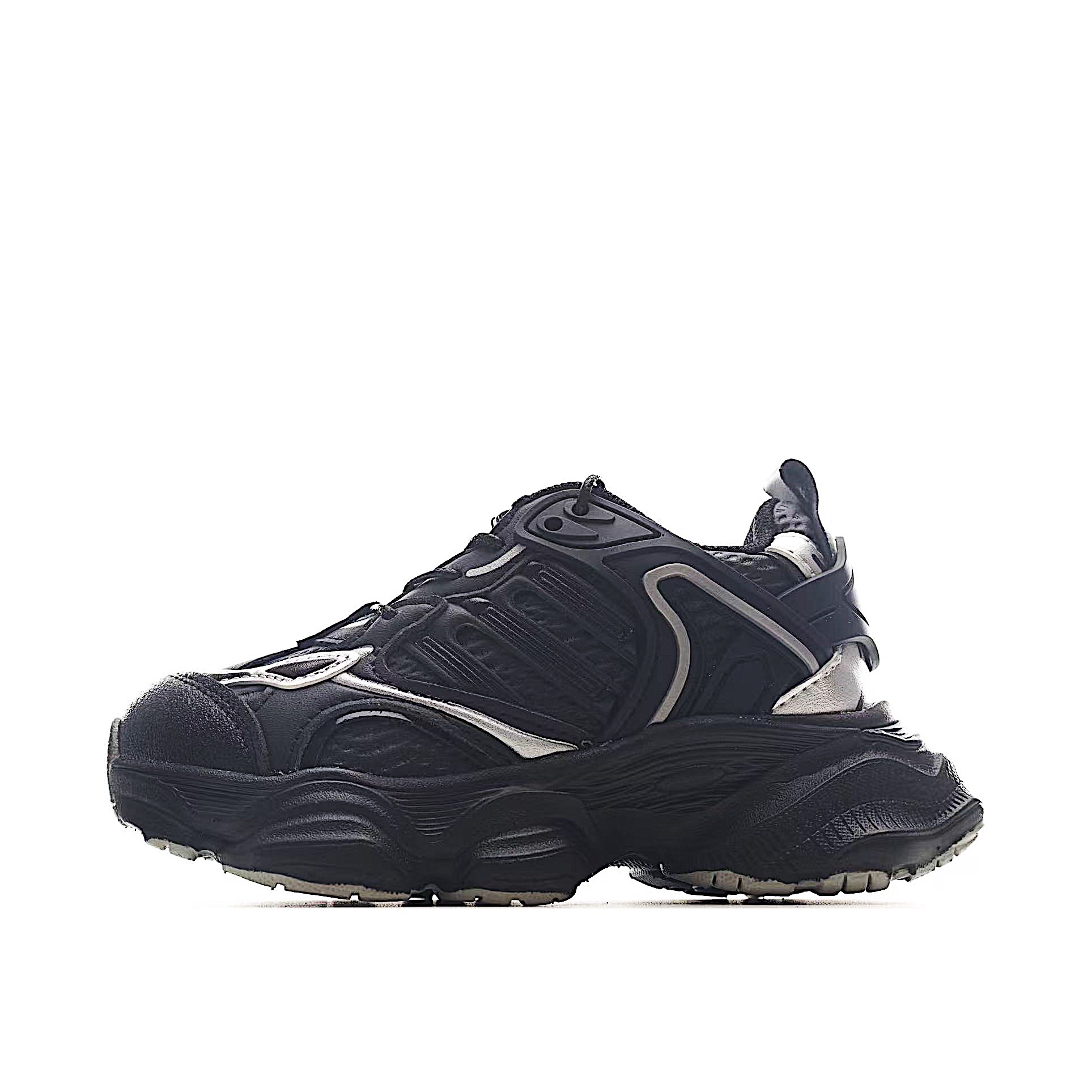 AD新款旋转扣做旧老爹鞋童鞋 尺码：26-37码 经典做旧老爹鞋🆕 优质锁扣设计，穿脱方便✌🏻 优质面料拼接，质感满满💯 耐磨防滑大底，脚感超赞👍🏻-选品中心