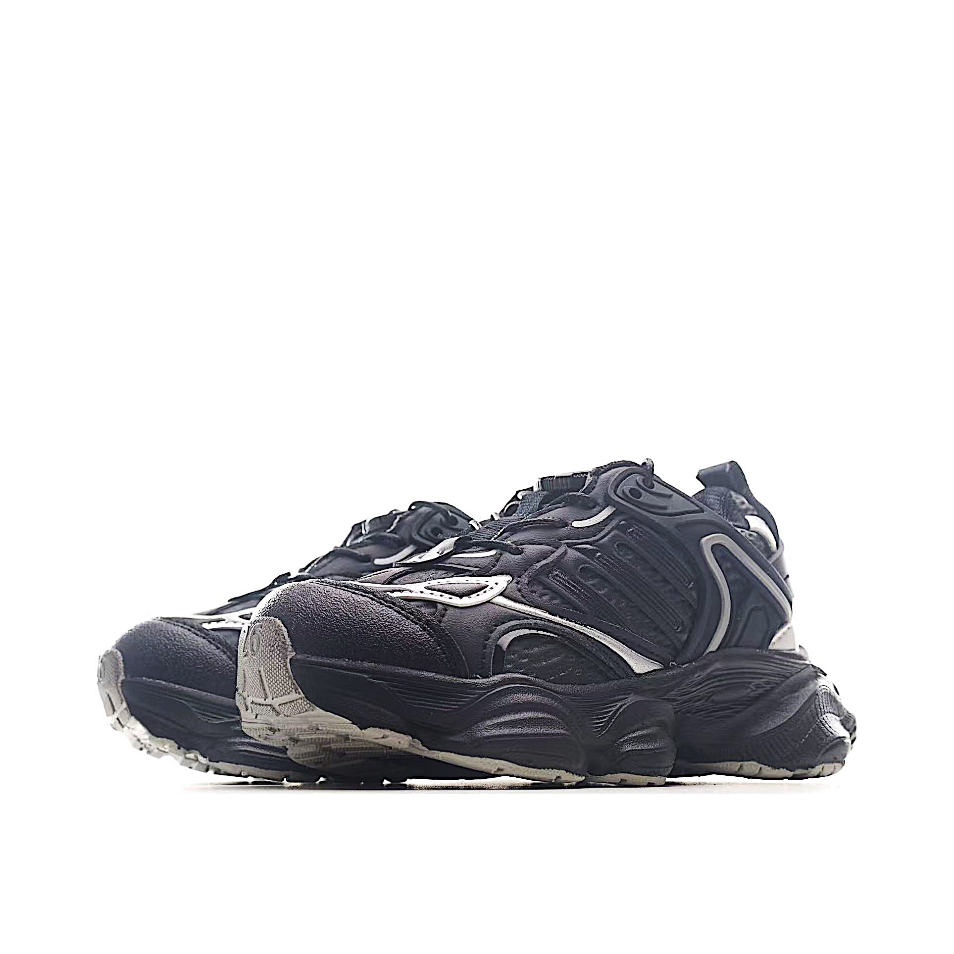 图片[3]-AD新款旋转扣做旧老爹鞋童鞋 尺码：26-37码 经典做旧老爹鞋🆕 优质锁扣设计，穿脱方便✌🏻 优质面料拼接，质感满满💯 耐磨防滑大底，脚感超赞👍🏻-选品中心