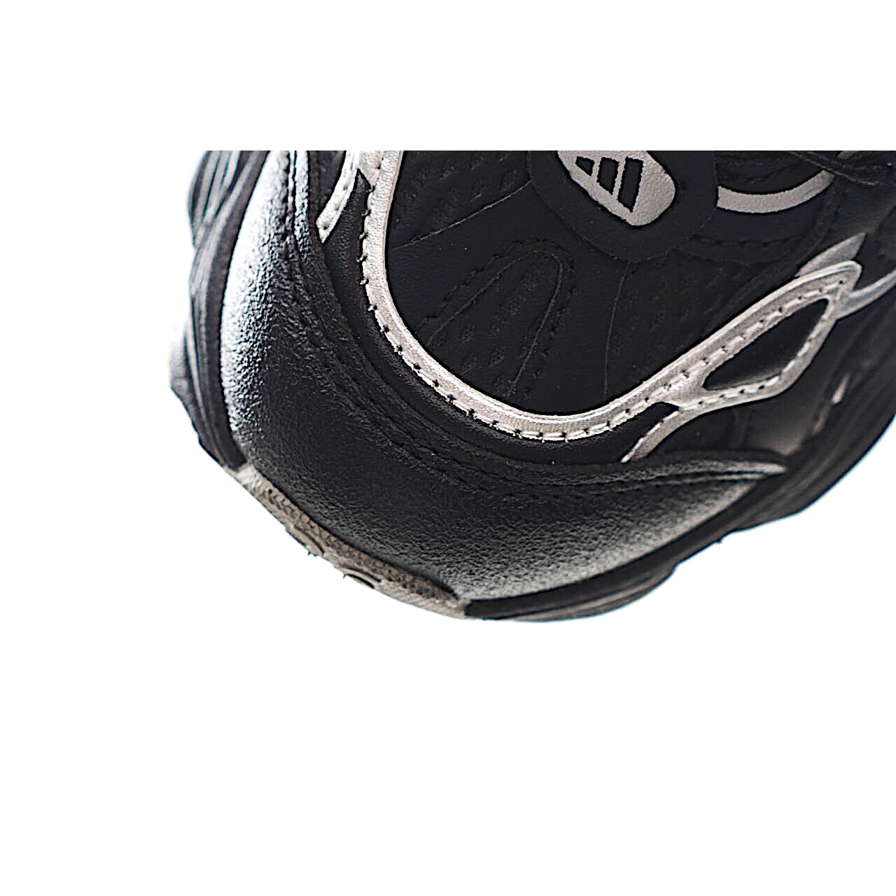 图片[7]-AD新款旋转扣做旧老爹鞋童鞋 尺码：26-37码 经典做旧老爹鞋🆕 优质锁扣设计，穿脱方便✌🏻 优质面料拼接，质感满满💯 耐磨防滑大底，脚感超赞👍🏻-选品中心