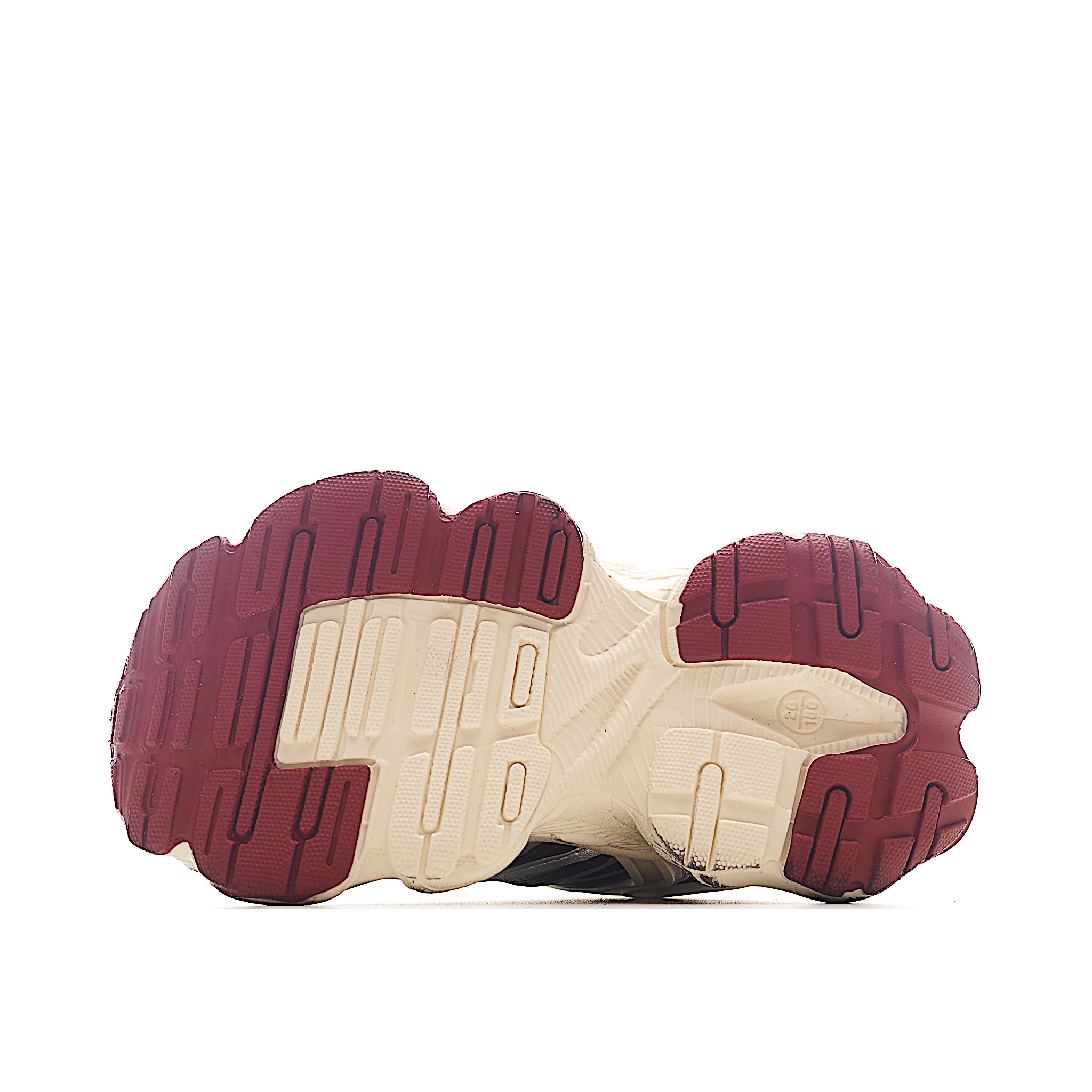 图片[8]-AD新款旋转扣做旧老爹鞋童鞋 尺码：26-37码 经典做旧老爹鞋🆕 优质锁扣设计，穿脱方便✌🏻 优质面料拼接，质感满满💯 耐磨防滑大底，脚感超赞👍🏻-选品中心