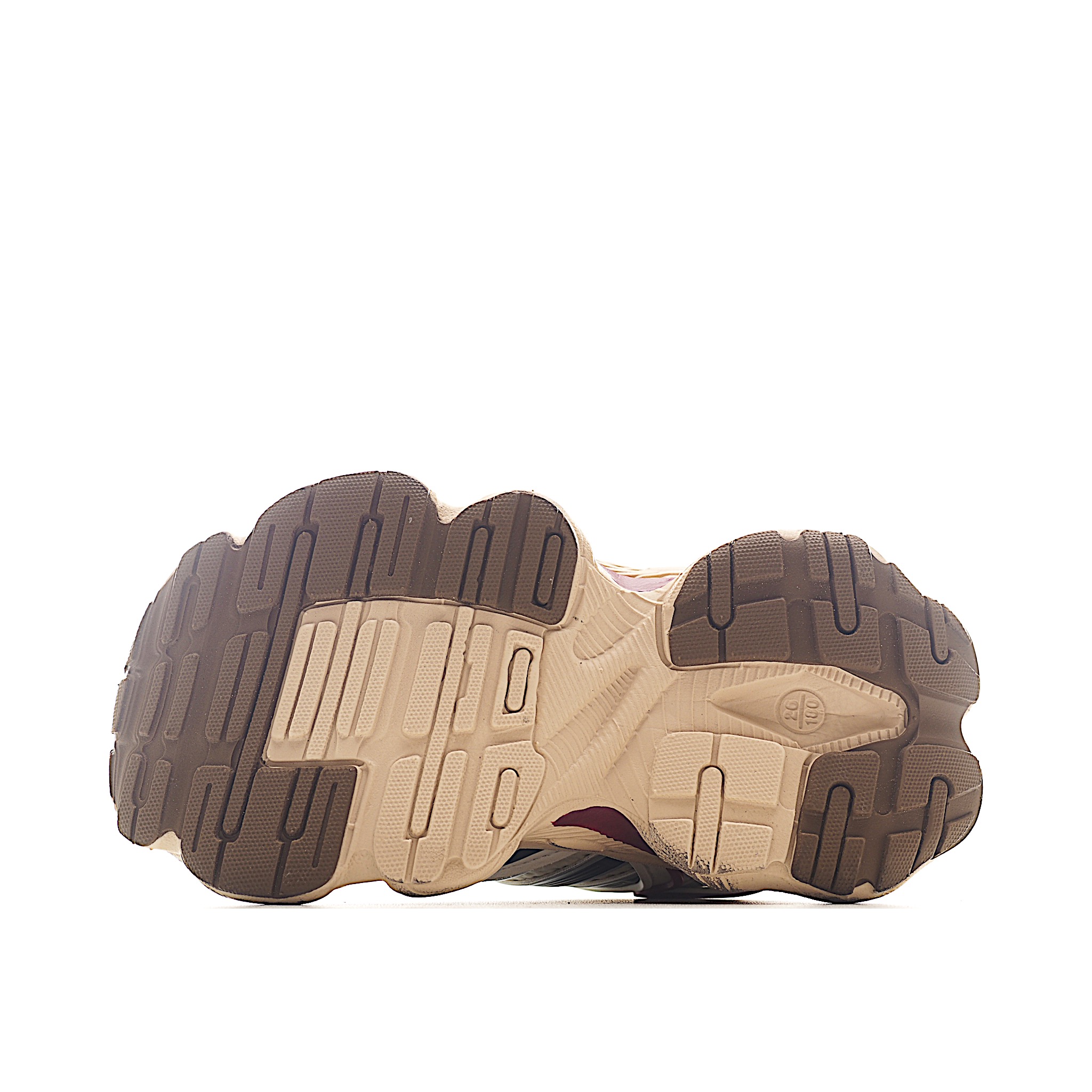 图片[6]-AD新款旋转扣做旧老爹鞋童鞋 尺码：26-37码 经典做旧老爹鞋🆕 优质锁扣设计，穿脱方便✌🏻 优质面料拼接，质感满满💯 耐磨防滑大底，脚感超赞👍🏻-选品中心