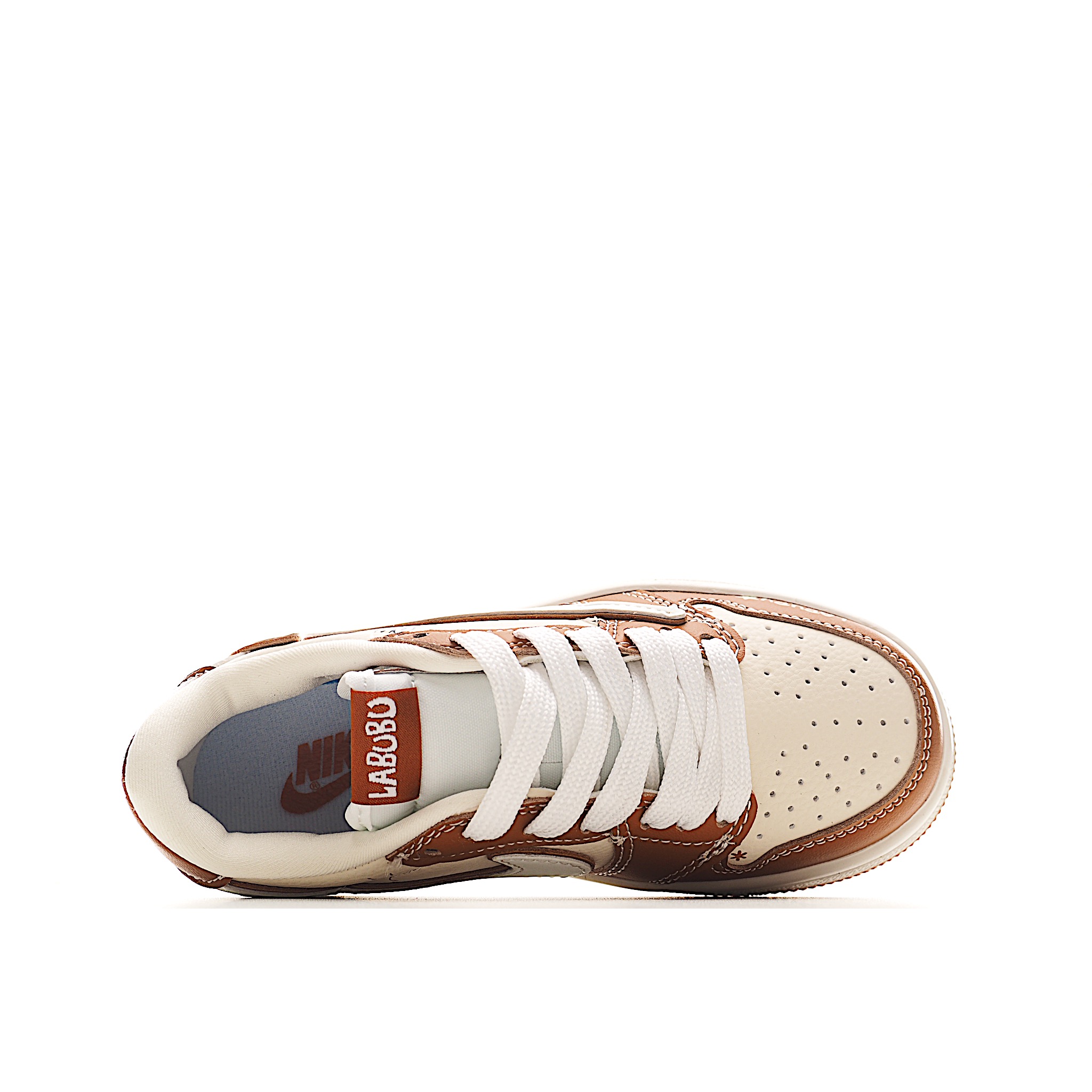 图片[9]-这款时尚与舒适并存的潮流鞋，其耐磨鞋底和优质材料确保小脚始终舒适，适合各种日常活动，使其成为儿童运动鞋爱好者的完美选择。鞋跟采用联合品牌细节，脚下饰有标志性的双色橡胶鞋底，确保您的孩子在场上踢得最好。 货号：7106 尺码：24-37-选品中心