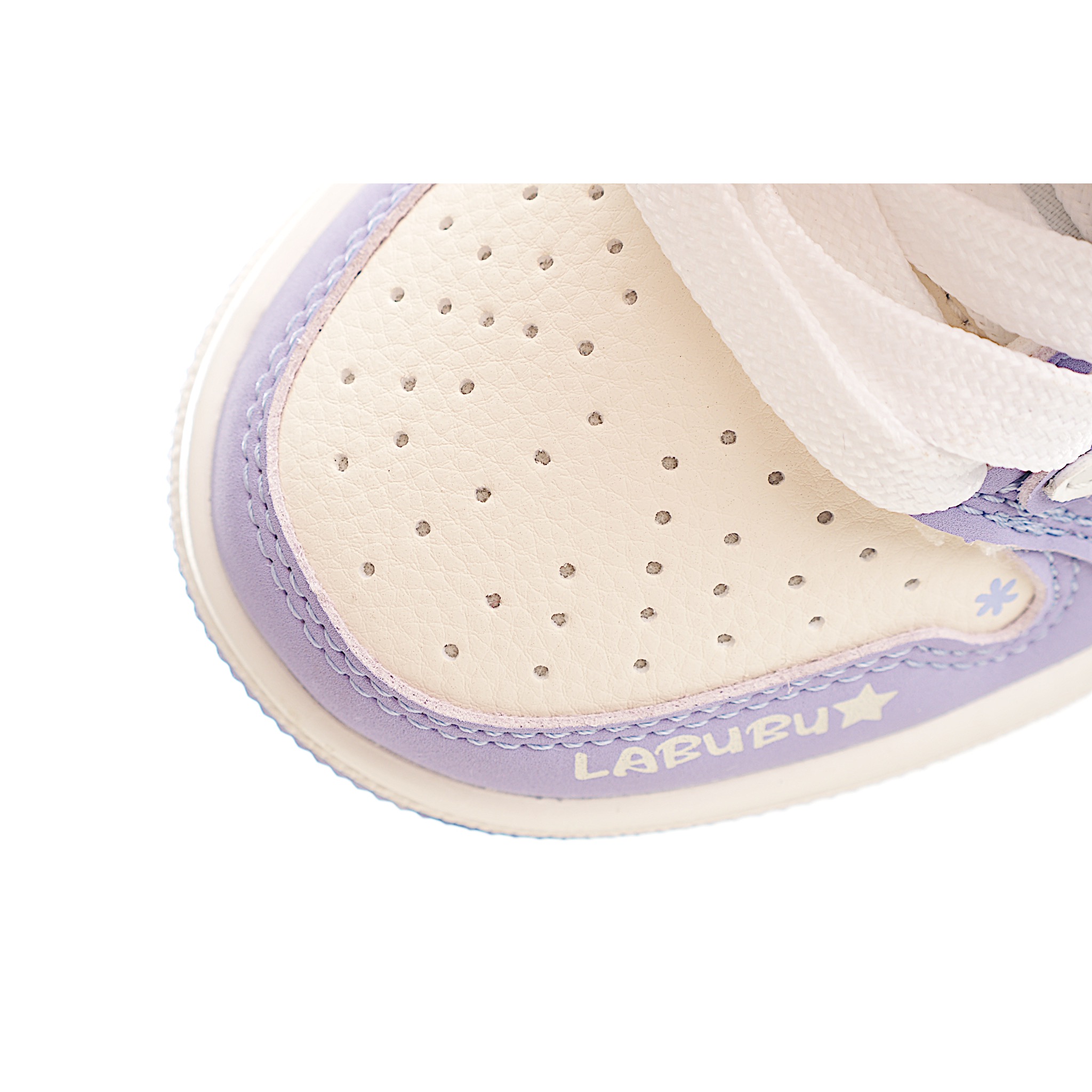 图片[7]-这款时尚与舒适并存的潮流鞋，其耐磨鞋底和优质材料确保小脚始终舒适，适合各种日常活动，使其成为儿童运动鞋爱好者的完美选择。鞋跟采用联合品牌细节，脚下饰有标志性的双色橡胶鞋底，确保您的孩子在场上踢得最好。 货号：9512 尺码：24-37-选品中心