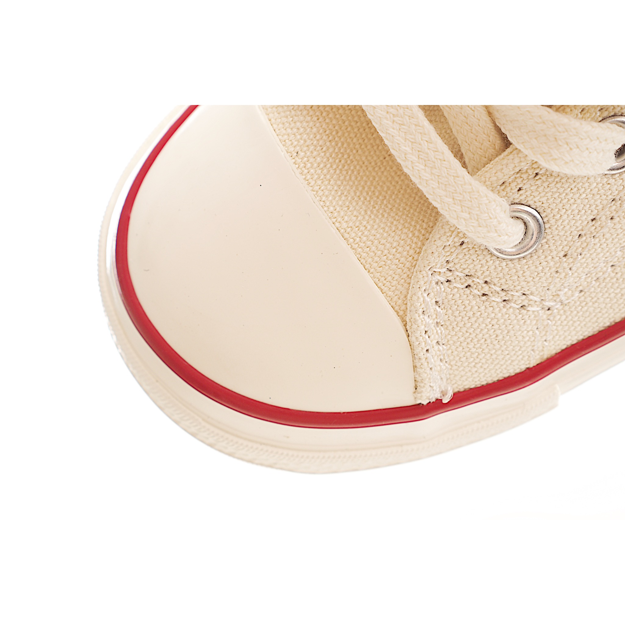 图片[7]-前系带+侧开拉链双闭合的设计方便穿着，很大程度贴合宝宝的脚型，提升舒适度。柔软的橡胶鞋跟内置板，鞋底设计在脚部弯曲处牢固弯曲。柔软的鞋底设计，减轻脚部负担鞋跟区域内置板的鞋底设计，可在脚弯曲处牢固弯曲可拆卸抗菌杯鞋垫，贴合度和缓冲性极佳 。 货号：8003 尺码：24-35-选品中心