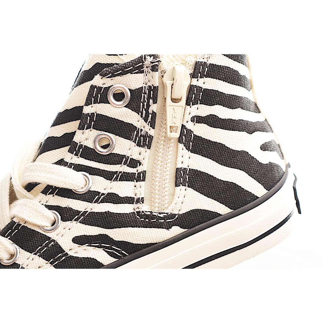 图片[6]-前系带+侧开拉链双闭合的设计方便穿着，很大程度贴合宝宝的脚型，提升舒适度。柔软的橡胶鞋跟内置板，鞋底设计在脚部弯曲处牢固弯曲。柔软的鞋底设计，减轻脚部负担鞋跟区域内置板的鞋底设计，可在脚弯曲处牢固弯曲可拆卸抗菌杯鞋垫，贴合度和缓冲性极佳 。 货号：8005 尺码：24-35-选品中心