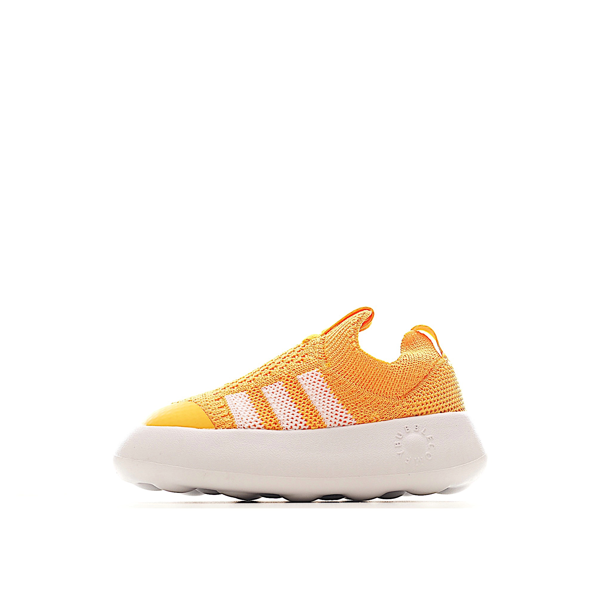 AD 婴幼学步童鞋将舒适放在首位。超轻、透气的针织鞋面搭配有史以来最柔软的外底。Bubblecomfy 鞋底由一块 EVA 制成，柔韧且超轻。 尺码：22-30 货号：5040-选品中心