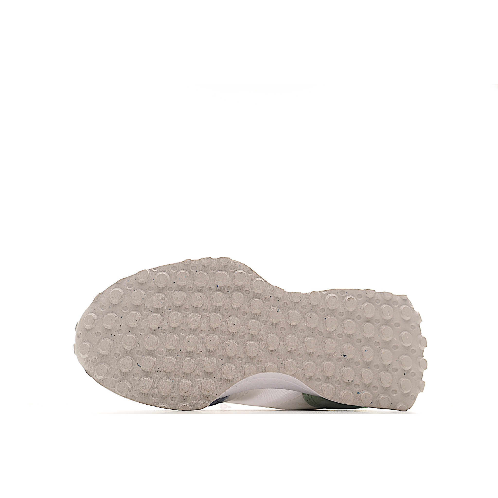 图片[4]-专为学龄前儿童设计，以复古经典设计和现代舒适相结合，宽版设计更贴合亚洲儿童脚型，提供更佳支撑。轻盈透气的材质让孩子行走更加舒适，独特的大底设计确保出色的抓地力和稳定性，无论是玩耍还是日常穿着，都是理想选择。 尺码：21-37 (小码21-27魔术贴,大码28-37松紧带) 货号：KWG-选品中心