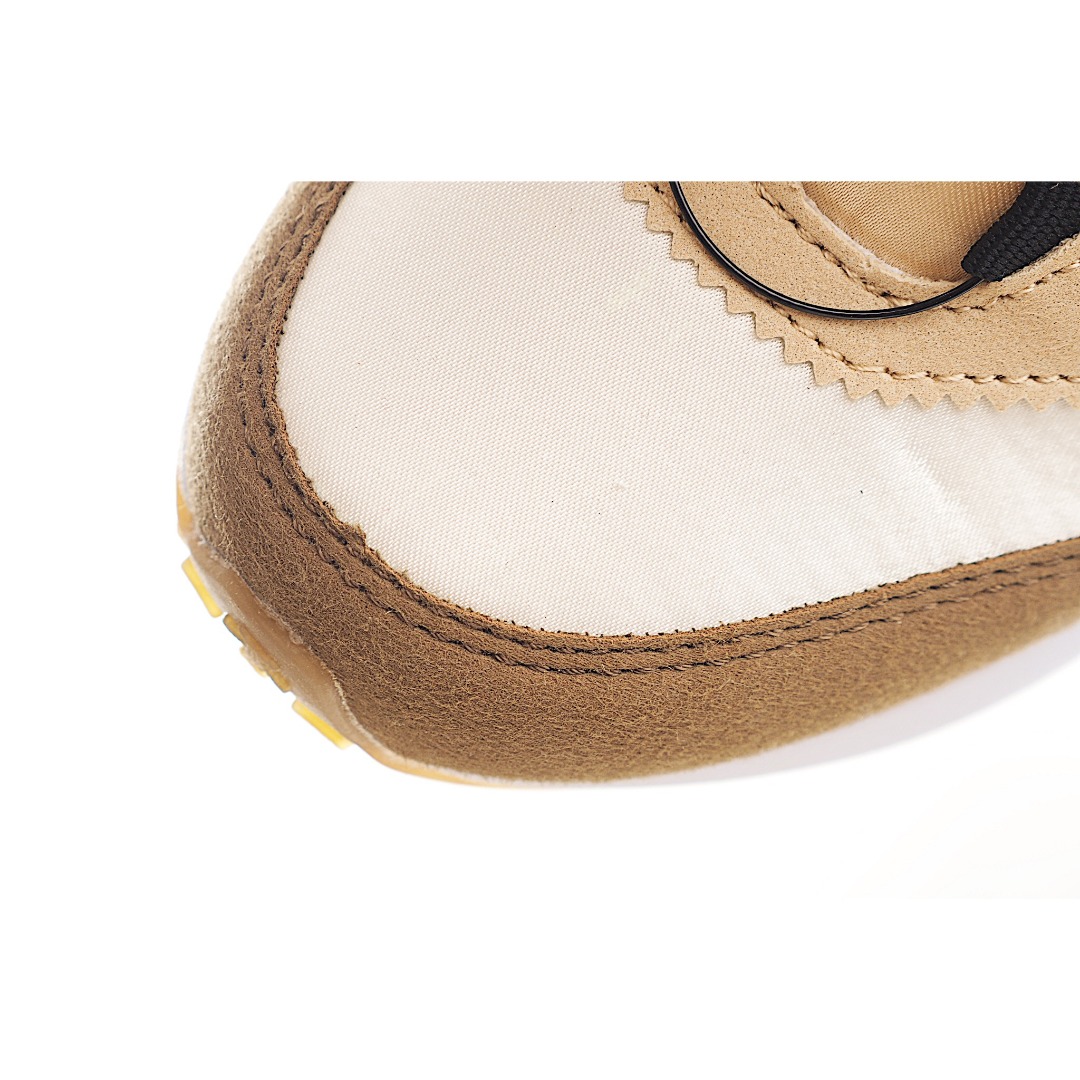 图片[7]-迪桑家 新款锁扣儿童减震运动童鞋 尺码：28-37码 小众迪家系列🔥 精致BOA锁扣设计，穿脱方便✌🏻 优质面料拼接☁️质感满满💯 原装橡胶耐磨防滑大底，脚感不言而喻 货号：CR-选品中心