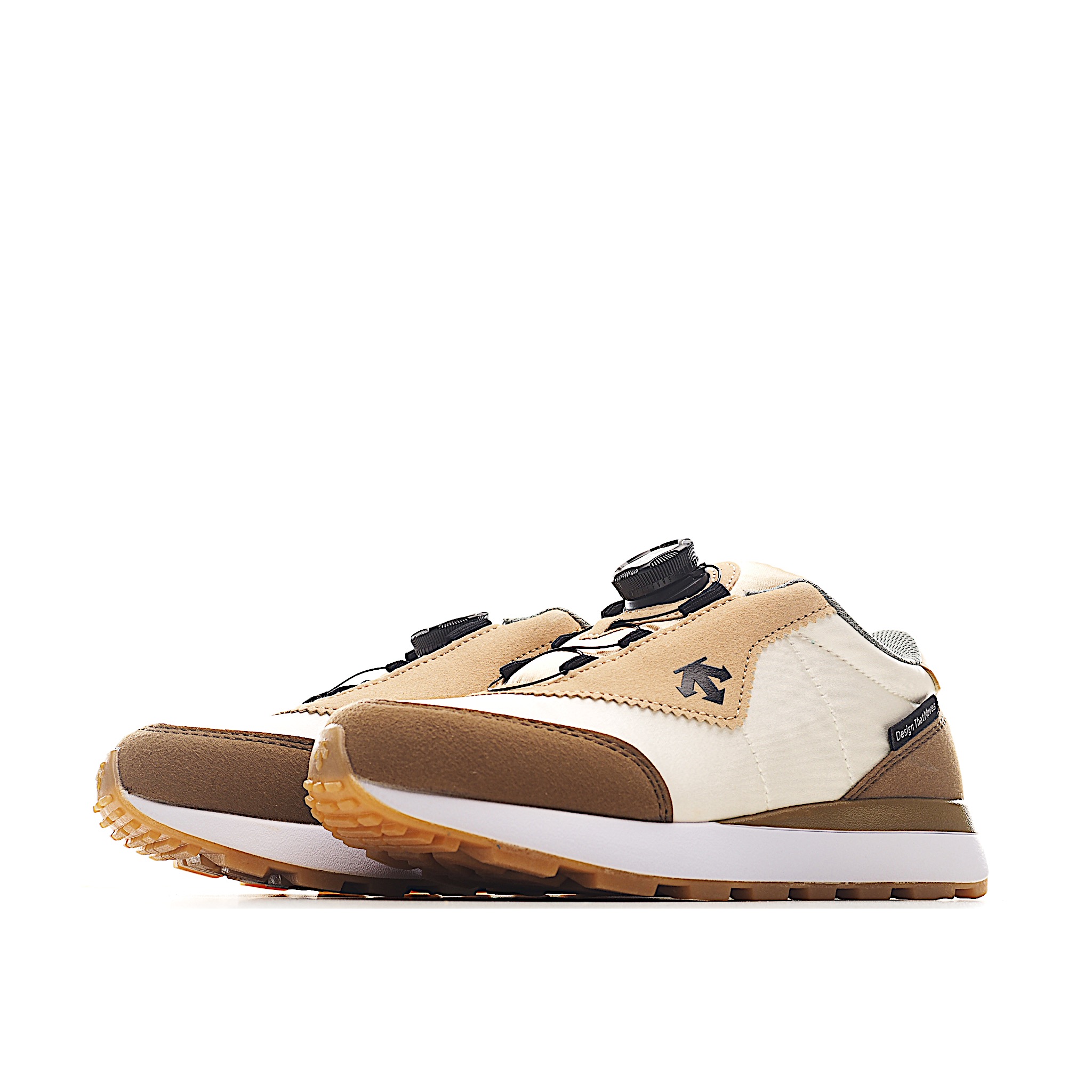 图片[3]-迪桑家 新款锁扣儿童减震运动童鞋 尺码：28-37码 小众迪家系列🔥 精致BOA锁扣设计，穿脱方便✌🏻 优质面料拼接☁️质感满满💯 原装橡胶耐磨防滑大底，脚感不言而喻 货号：CR-选品中心