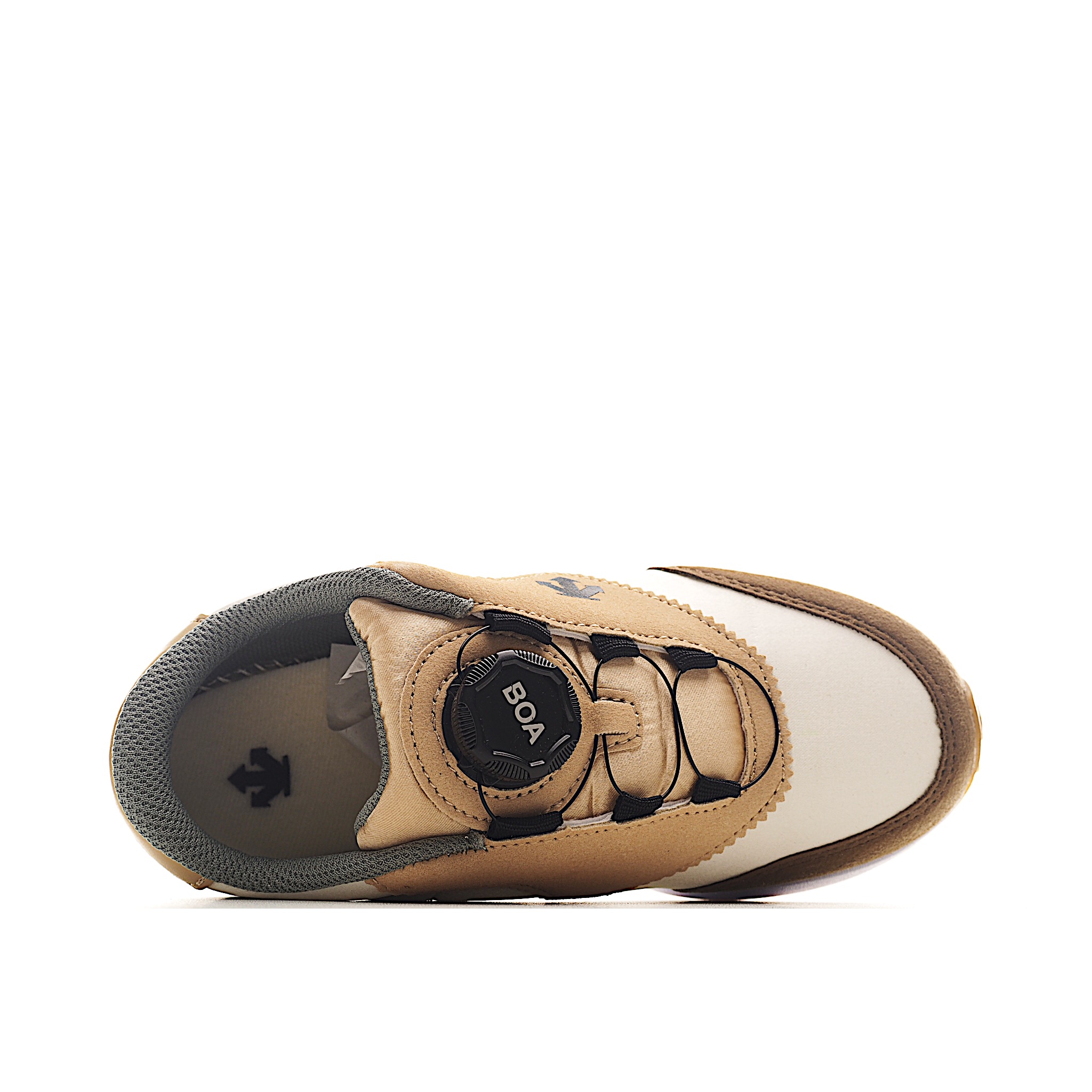 图片[9]-迪桑家 新款锁扣儿童减震运动童鞋 尺码：28-37码 小众迪家系列🔥 精致BOA锁扣设计，穿脱方便✌🏻 优质面料拼接☁️质感满满💯 原装橡胶耐磨防滑大底，脚感不言而喻 货号：CR-选品中心