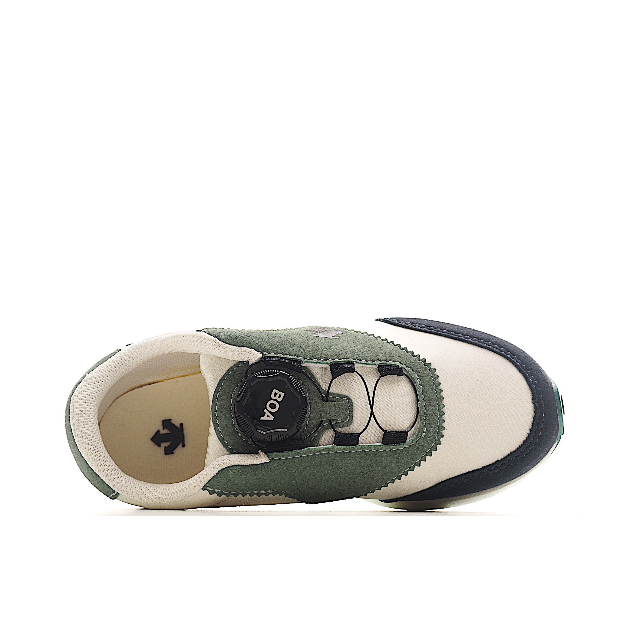 图片[9]-迪桑家 新款锁扣儿童减震运动童鞋 尺码：28-37码 小众迪家系列🔥 精致BOA锁扣设计，穿脱方便✌🏻 优质面料拼接☁️质感满满💯 原装橡胶耐磨防滑大底，脚感不言而喻 货号：WG-选品中心