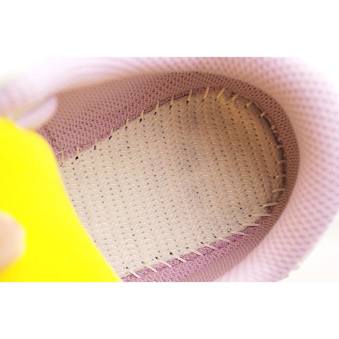 图片[5]-迪桑家 新款锁扣儿童减震运动童鞋 尺码：28-37码 小众迪家系列🔥 精致BOA锁扣设计，穿脱方便✌🏻 优质面料拼接☁️质感满满💯 原装橡胶耐磨防滑大底，脚感不言而喻 货号：PP-选品中心