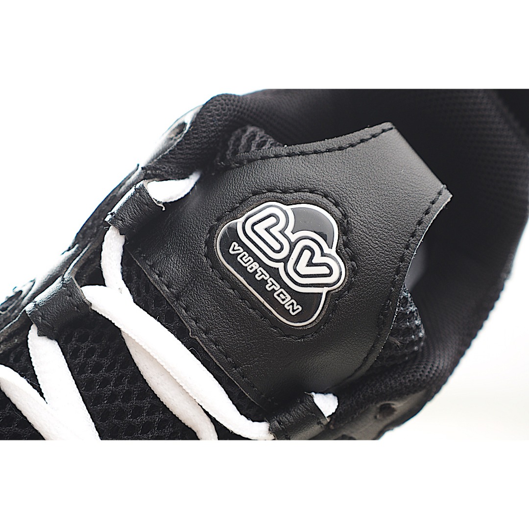 图片[5]-路家 圆头4代 系带休闲儿童鞋 此款鞋采用近几年比较流行的版型设计，外观时尚大气。鞋底采用耐磨的材质和粒面牛皮革鞋面，系带闭合方式。让您在平时生活中感觉到舒适的体验。缤纷色调点亮素色基底，展现复古篮球鞋的灵感启发。 尺码：26-37 货号：黑色-选品中心