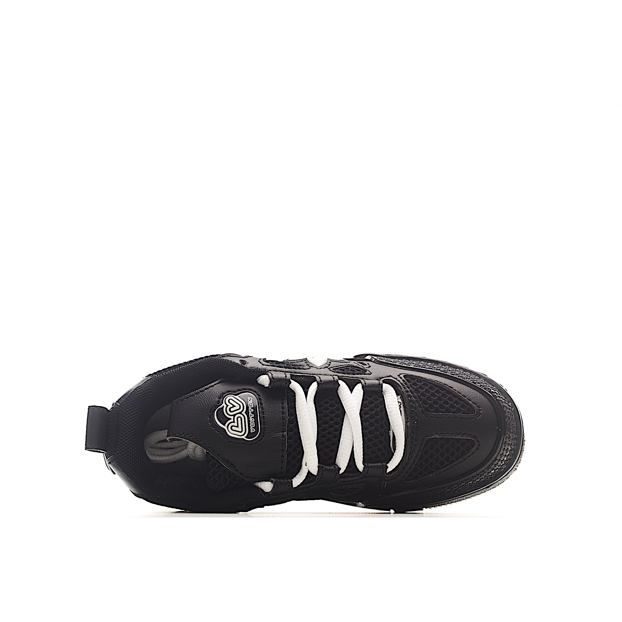 图片[9]-路家 圆头4代 系带休闲儿童鞋 此款鞋采用近几年比较流行的版型设计，外观时尚大气。鞋底采用耐磨的材质和粒面牛皮革鞋面，系带闭合方式。让您在平时生活中感觉到舒适的体验。缤纷色调点亮素色基底，展现复古篮球鞋的灵感启发。 尺码：26-37 货号：黑色-选品中心