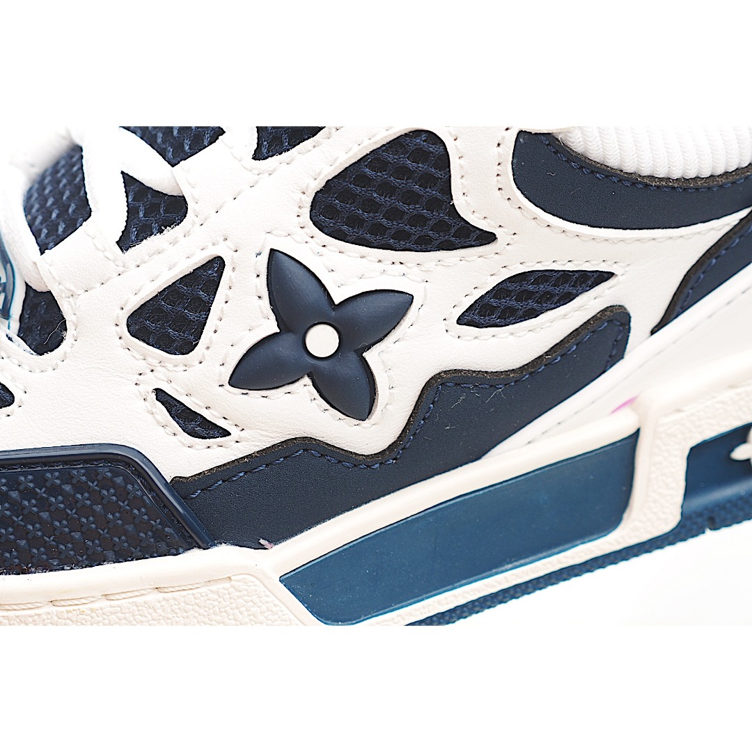 图片[6]-路家 圆头4代 系带休闲儿童鞋 此款鞋采用近几年比较流行的版型设计，外观时尚大气。鞋底采用耐磨的材质和粒面牛皮革鞋面，系带闭合方式。让您在平时生活中感觉到舒适的体验。缤纷色调点亮素色基底，展现复古篮球鞋的灵感启发。 尺码：26-37 货号：蓝白色-选品中心