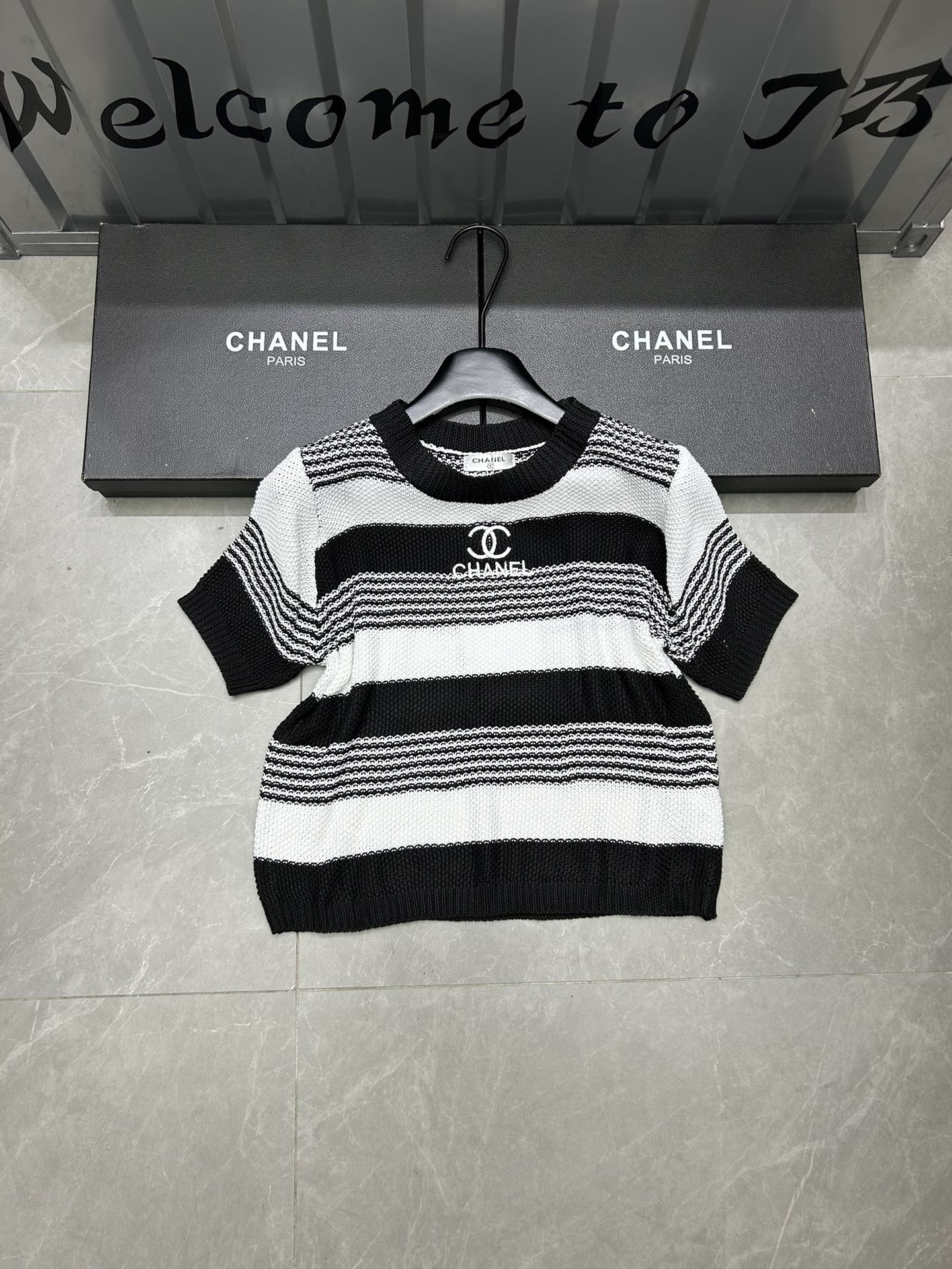 Chanel Ropa Camiseta Bordado Manga corta