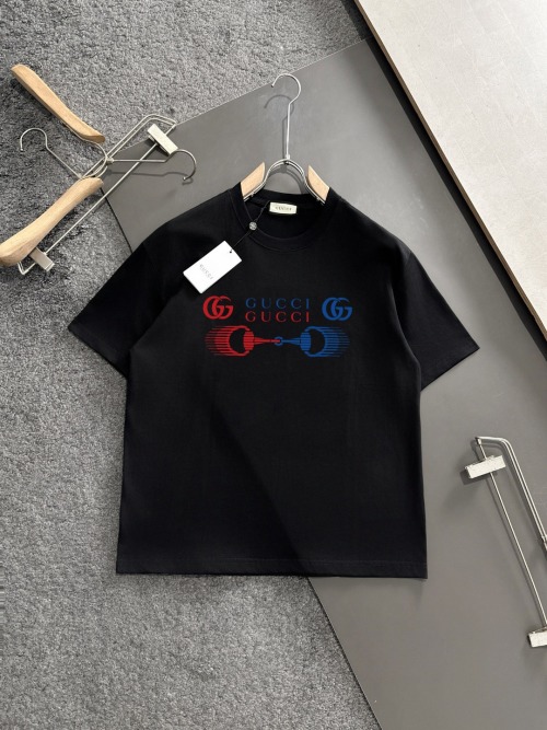 Gucci Graphic Print Cotton T-Shirt, Short Sleeve, Casual Style 1 Gucci Graphic Print Cotton T-Shirt, Short Sleeve, Casual Style