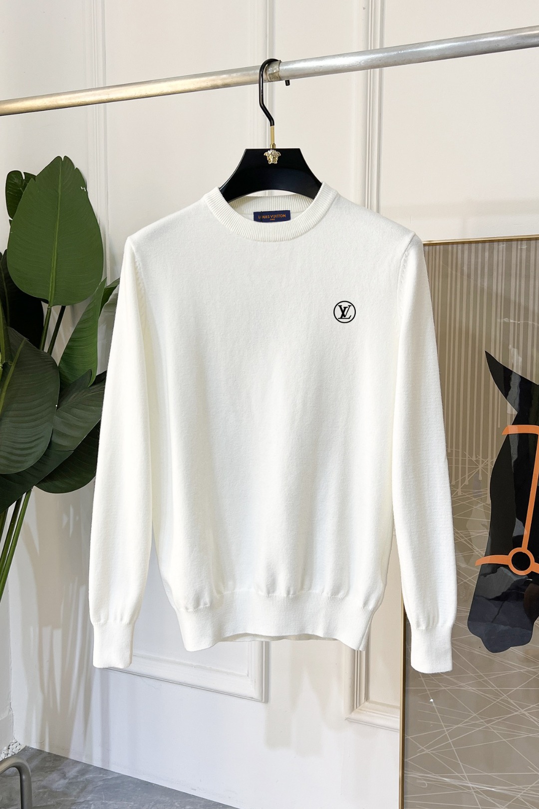 P95 🔥🔥LV - ¡Nuevo suéter de cuello redondo, la última moda para otoño e invierno! ¡Tela de lana de alta calidad impor…