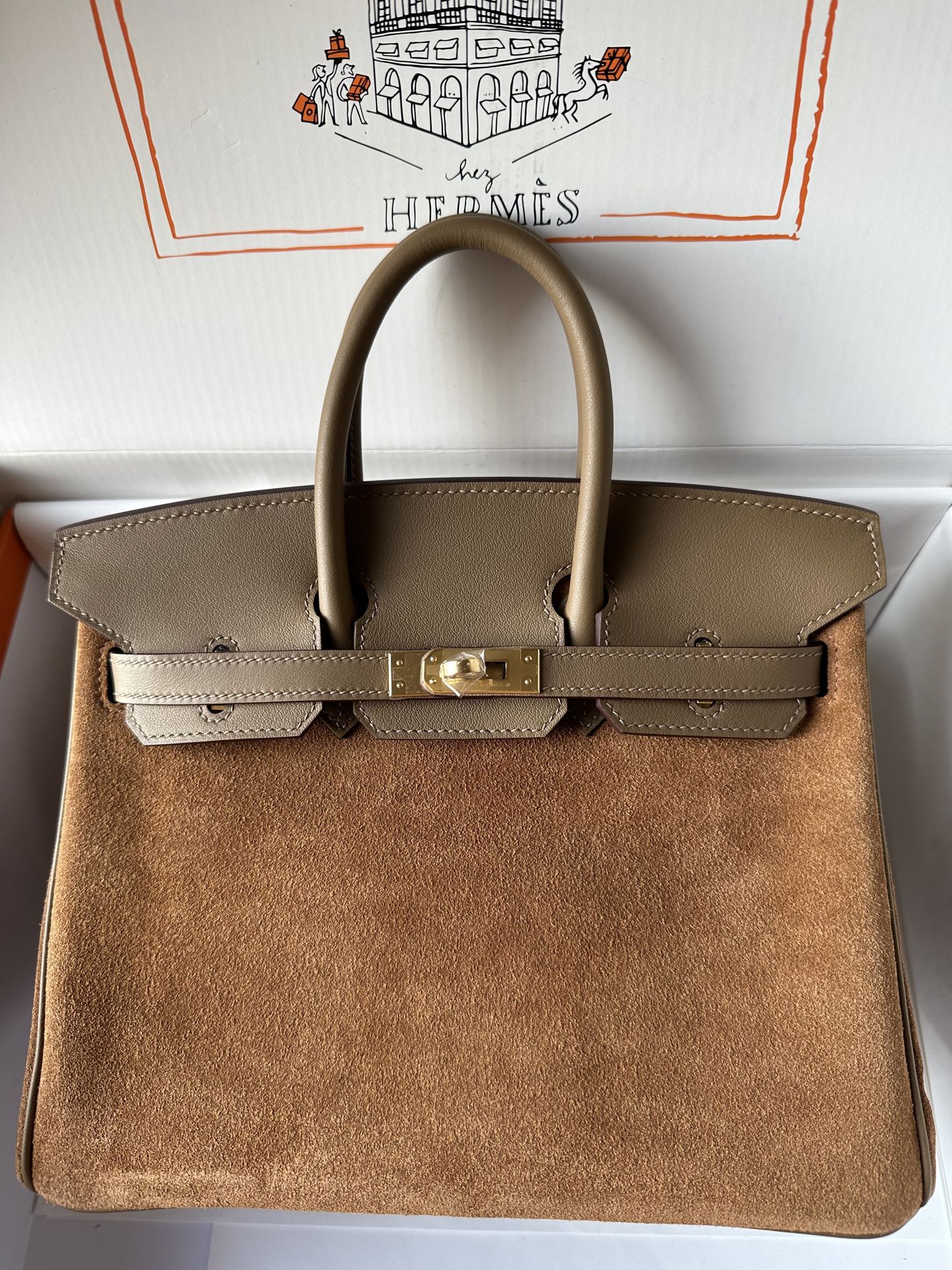 NO:699678,Birkin platinum 25cm, original imported suede and Swift leather [chestnut color] gold buckle, limited edition, counter synchronization, handmade wax thread sewing, pure steel hardware, in stock, Hermes, hermes, stuart weitzman, chamois leather, Hermes,19860909Birkin 铂金 25cm 原厂进口麂皮拼Swift皮【板栗色】金扣 限量版 专柜同步 手工蜡线缝制 纯钢五金 现货,爱马仕,hermes,stuart weitzman,chamois leather,Hermes,,Bag