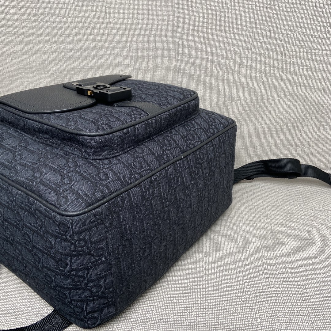 Dior Black Oblique Canvas Saddle Backpack with Leather Details 7 i1726912618 285 7