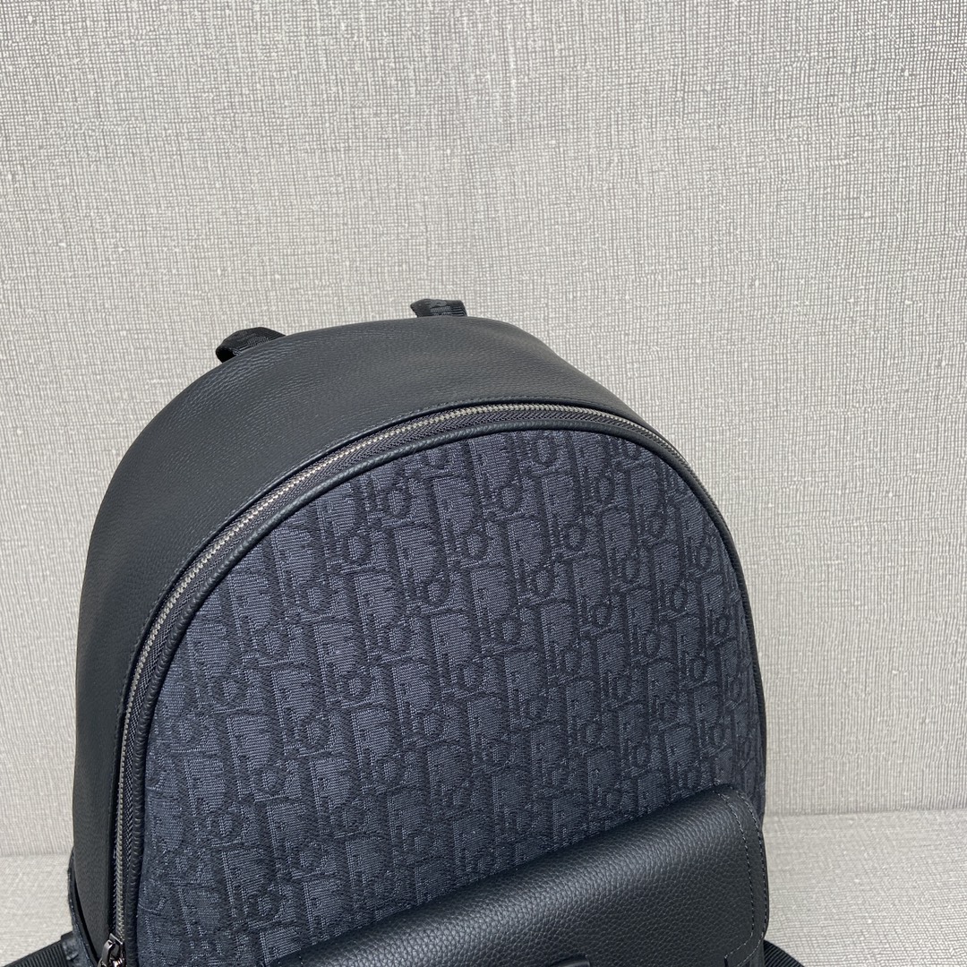 Dior Black Oblique Canvas Saddle Backpack with Leather Details 6 i1726912618 3901 3