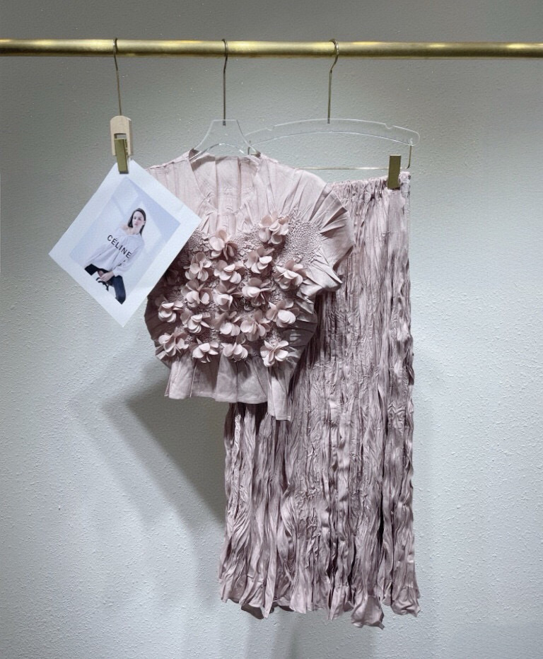 High Quality Women’s Clothes: Three Houses for Life, Wrinkled, Stereo-Pressure Suit - 图片 9