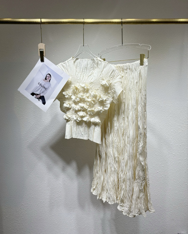 High Quality Women’s Clothes: Three Houses for Life, Wrinkled, Stereo-Pressure Suit - 图片 4