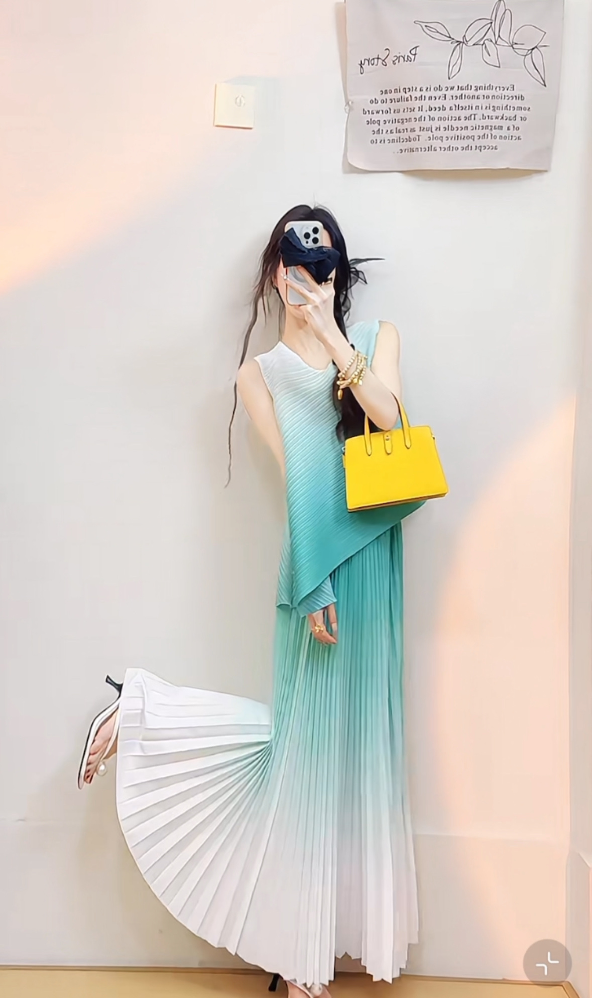 High Quality Women’s Clothes: Sleeveless Shirt & Half-Love Suit Collection - 图片 3