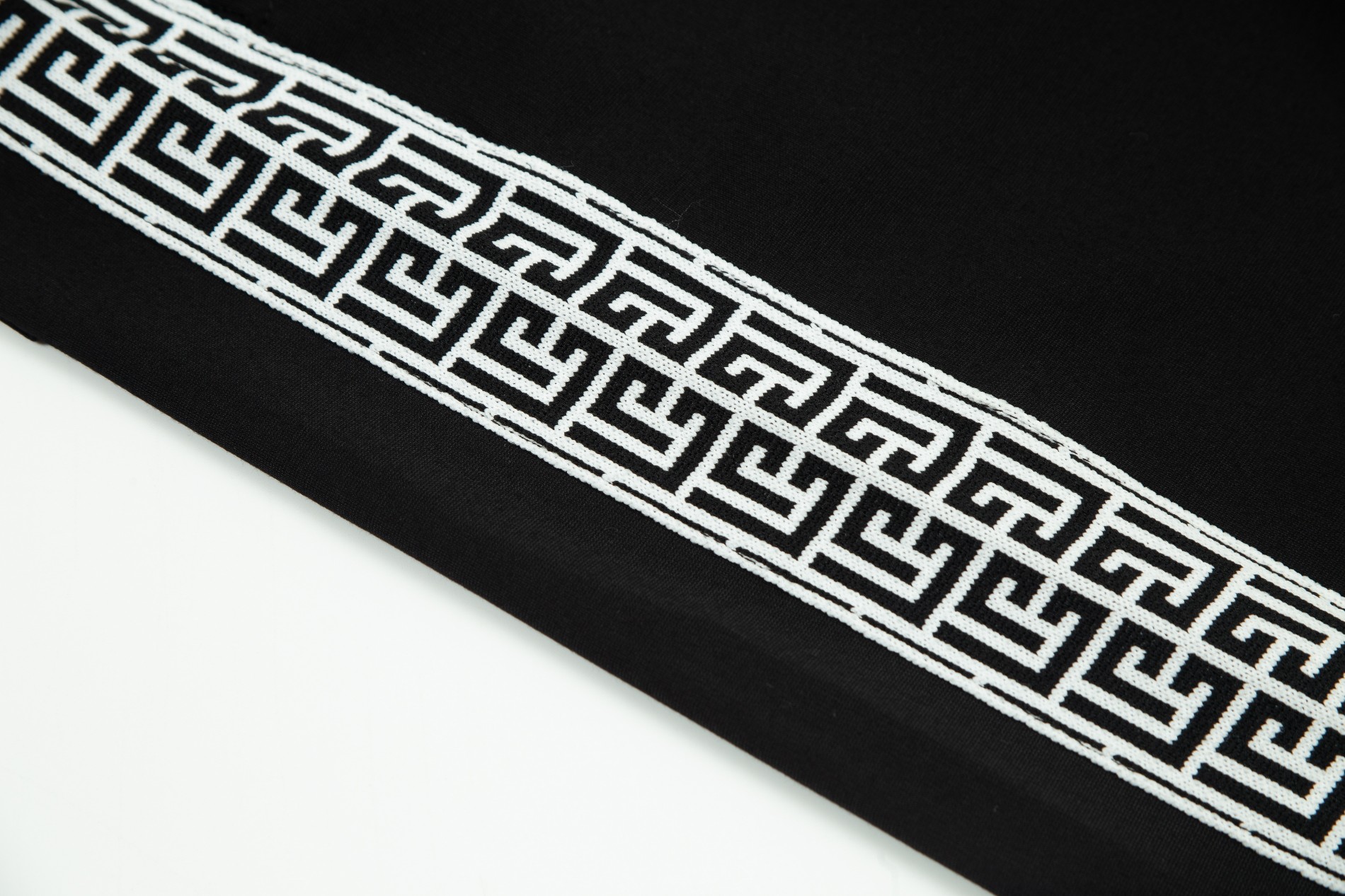 2024SS New GIVENCHY Knitting Shorts: Custom Fabric, Embroidered Logo, Stylish Design - 图片 6