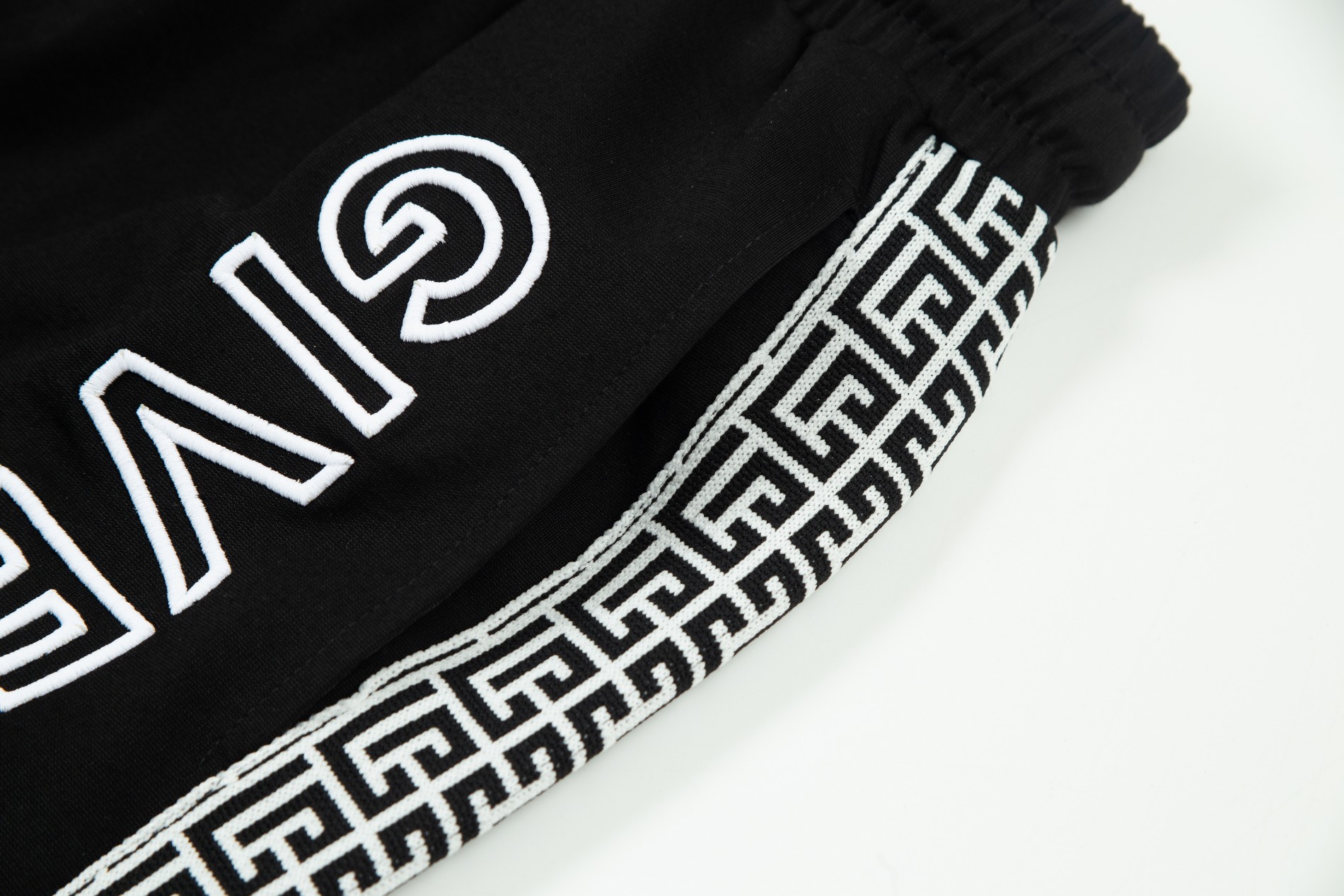 2024SS New GIVENCHY Knitting Shorts: Custom Fabric, Embroidered Logo, Stylish Design - 图片 4