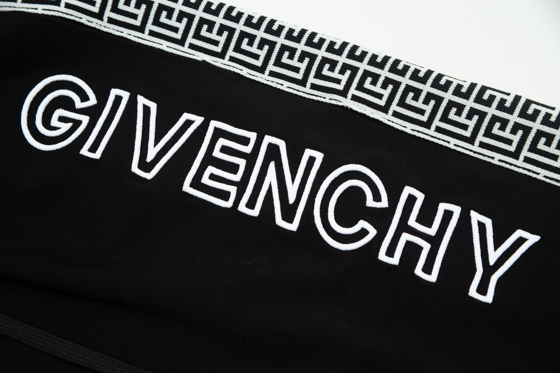 2024SS New GIVENCHY Knitting Shorts: Custom Fabric, Embroidered Logo, Stylish Design - 图片 5