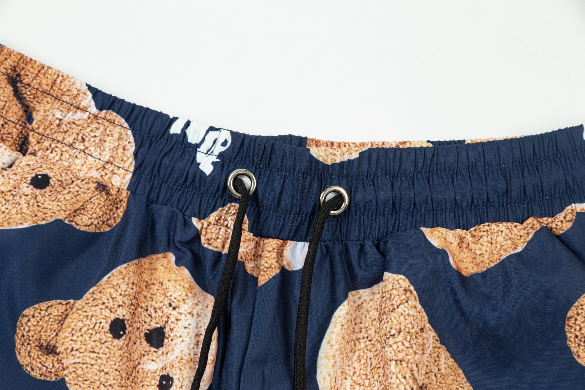 2024 Summer Beach Pants: High-Quality Polyester, Net Design, Various Shorts, Superior Fit - 图片 5