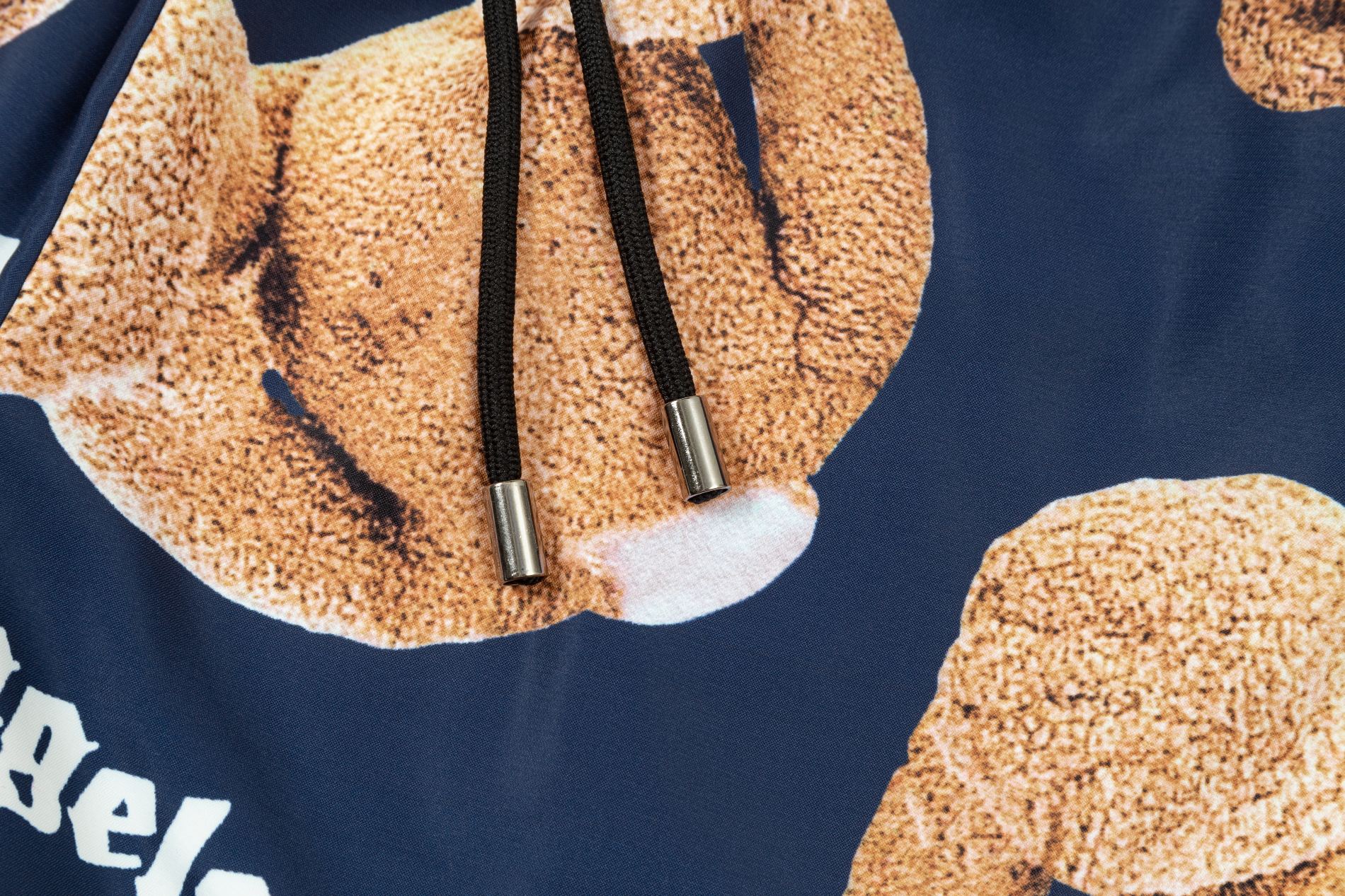 2024 Summer Beach Pants: High-Quality Polyester, Net Design, Various Shorts, Superior Fit - 图片 6