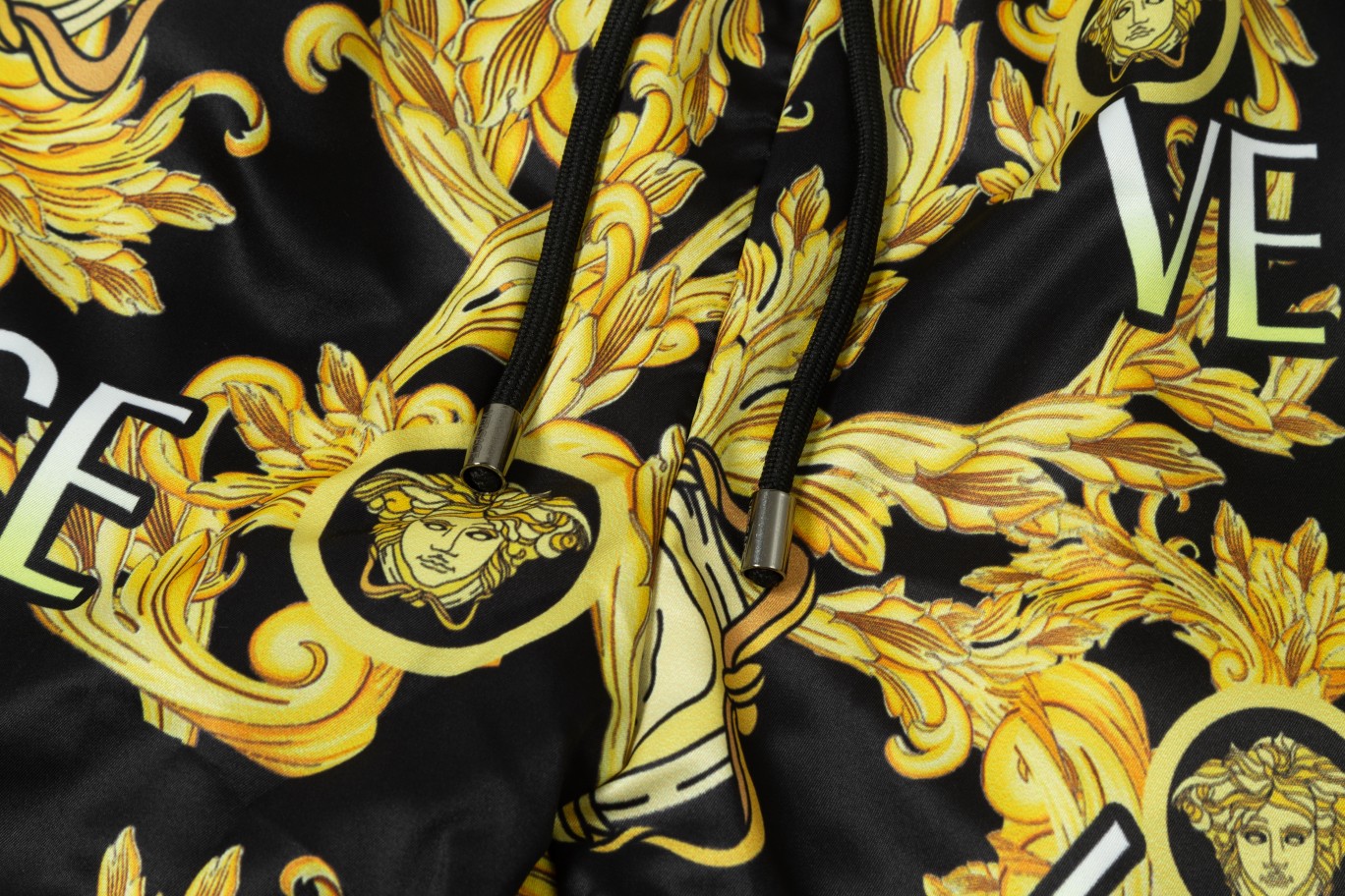 Versace 2024: High-Order Original Hardware, Dry Fabric, Comfortable Fit, Various Sizes - 图片 6