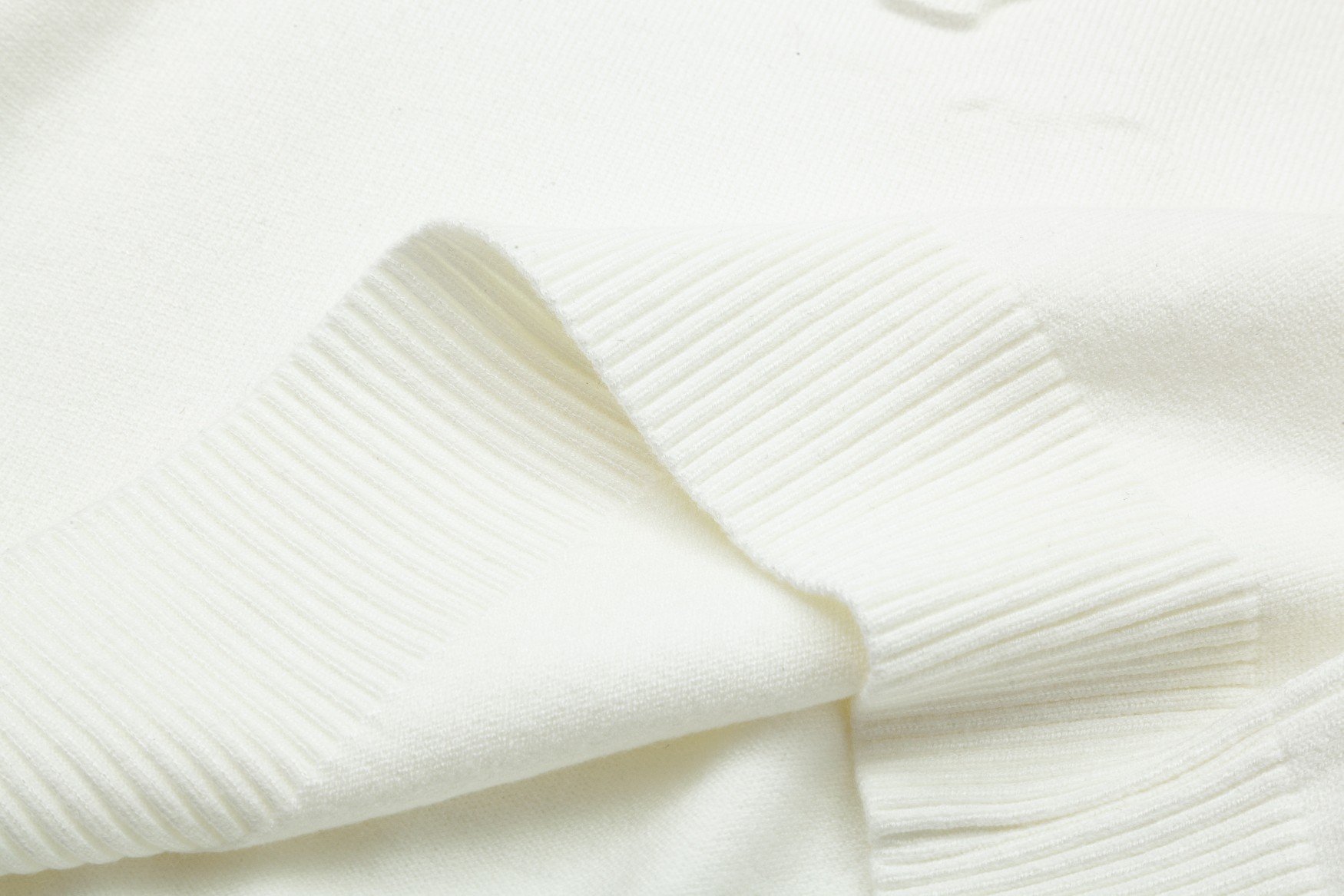 “Emass Hermes Poncho Sweater: Luxury Wool Blend for Daily Commuting” - 图片 8