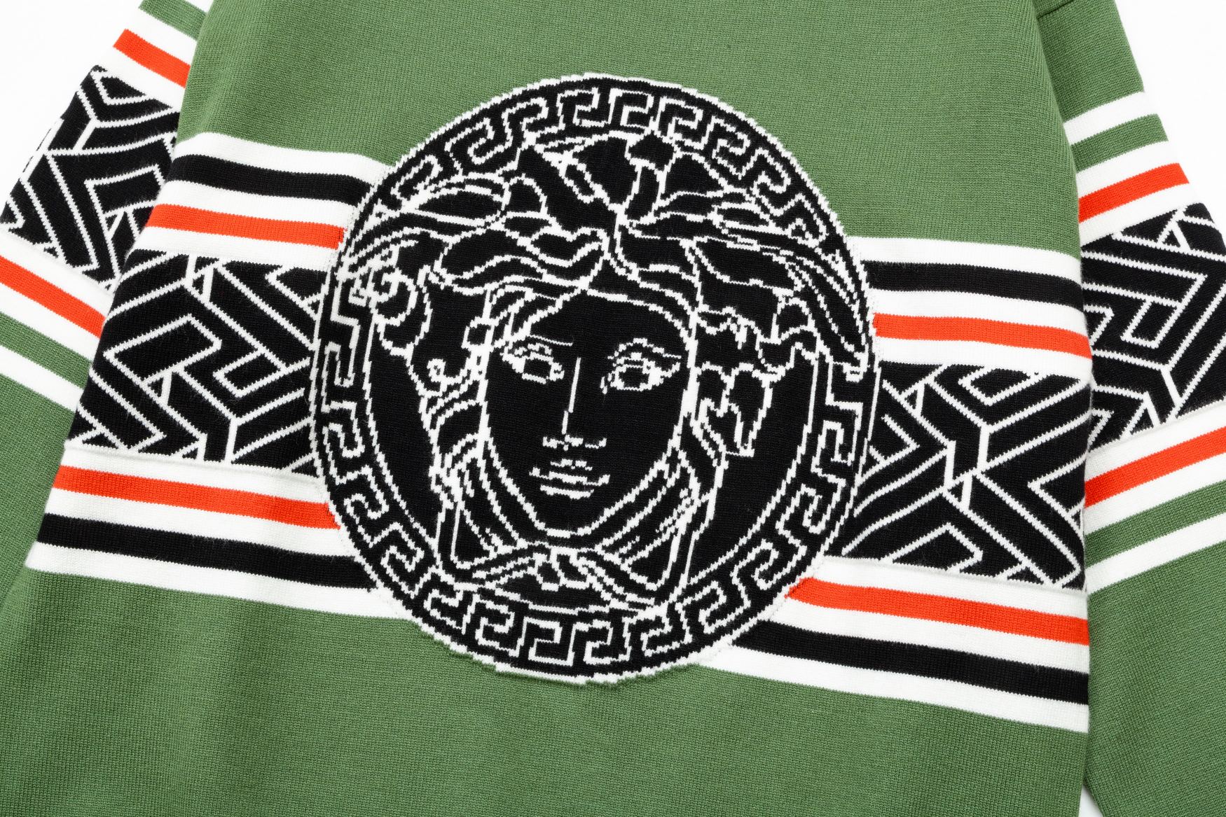 “Van Schuen Luxury Wool Blend Sweaters with German Machine Florist Details” - 图片 5