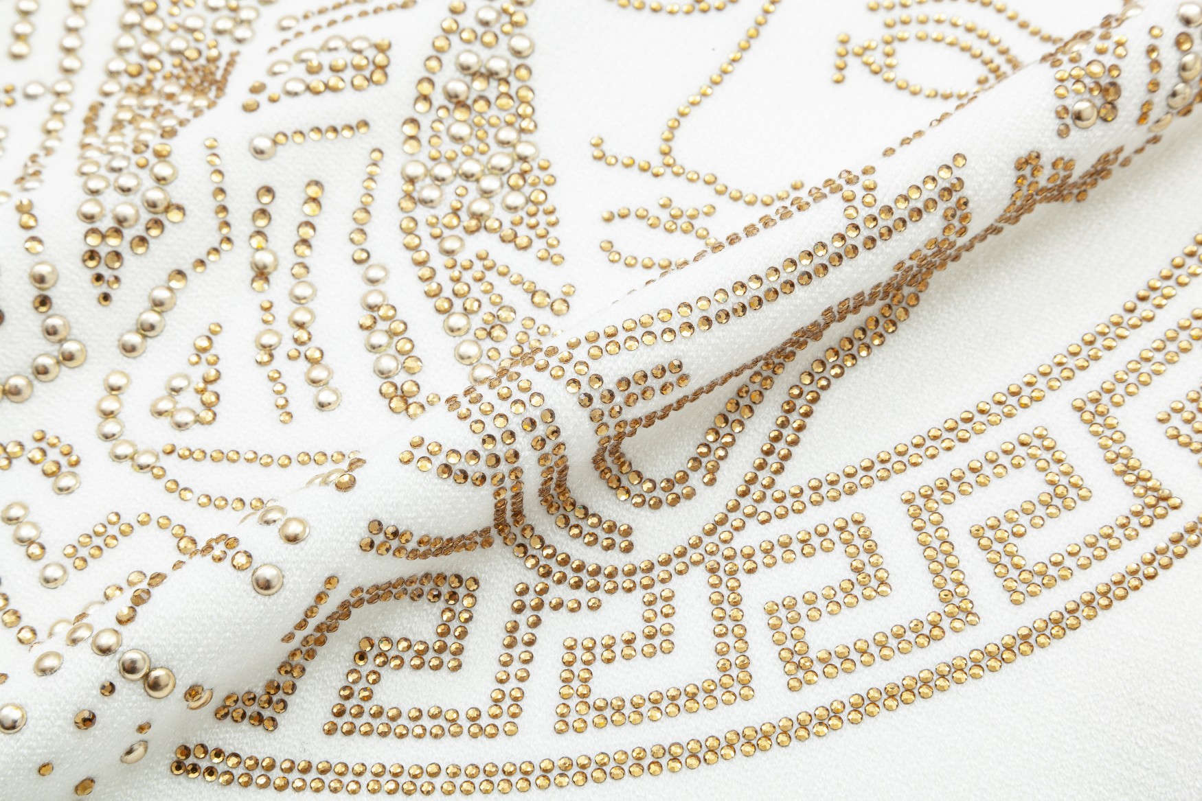 Luxury Wool Crochet Jacket with German Florist Machine – White/Black, M-XXL Sizes - 图片 4