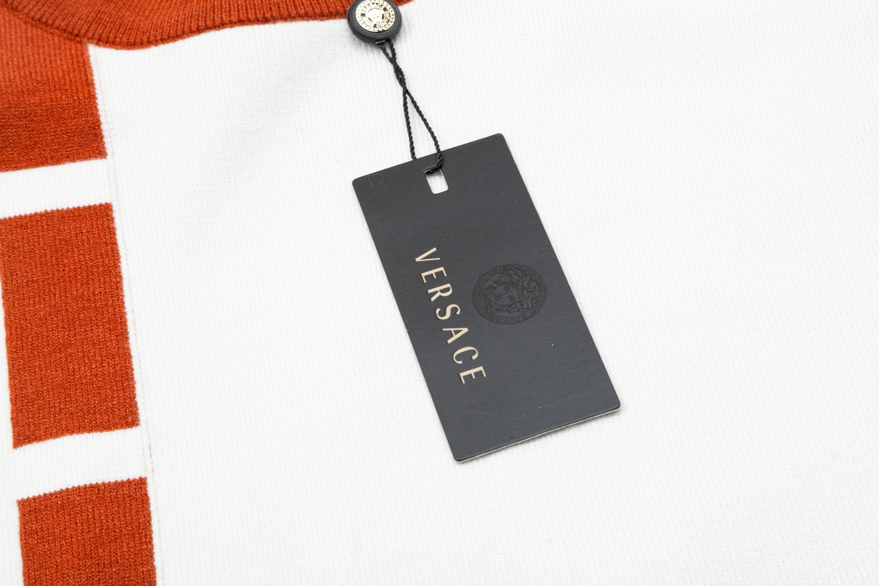 “High-End Autumn/Winter Bouquets Sweaters with German Yarn and Water Shampoo” - 图片 6