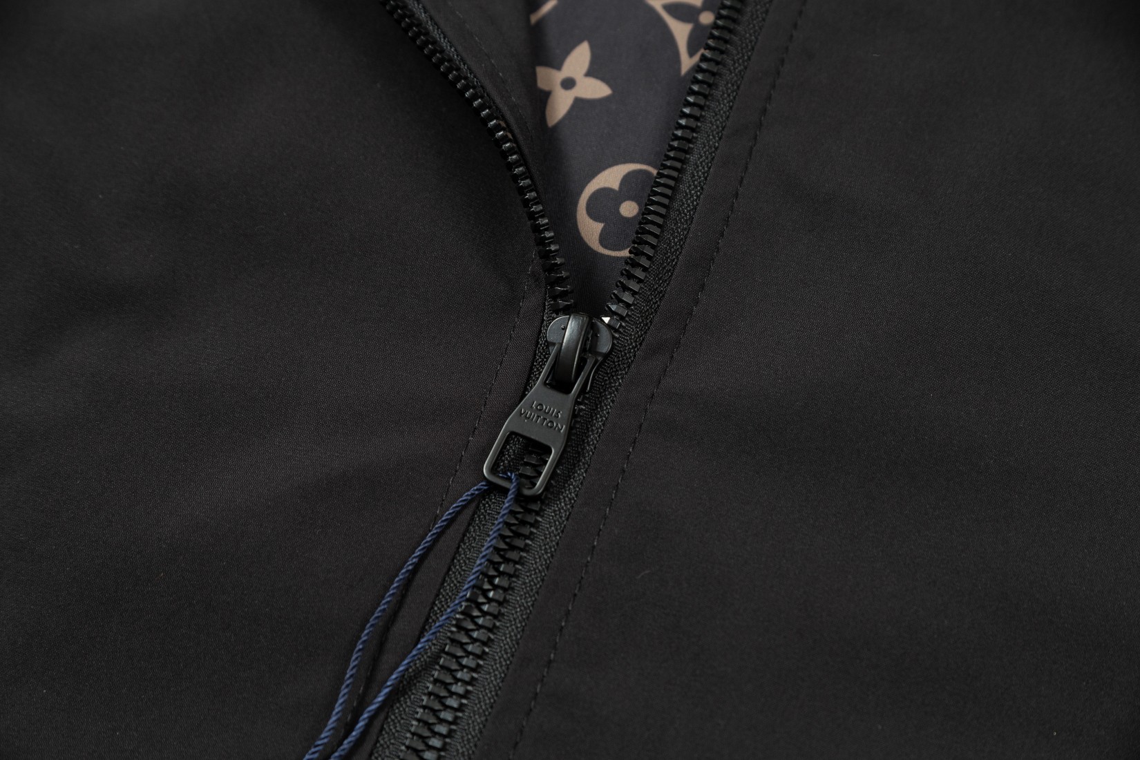 路易威登 Louis Vuitton 高级成衣风衣外套及大衣服饰 #A0AE93DF 4