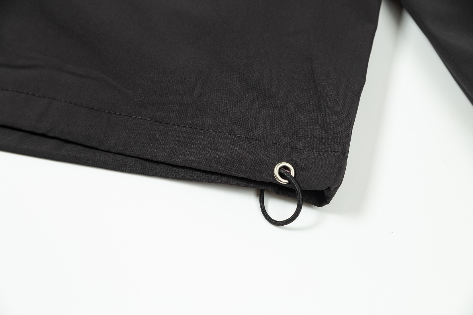 FENDI 2024 Pre-Fall Hooded Windbreaker Jacket - Comprehensive 9