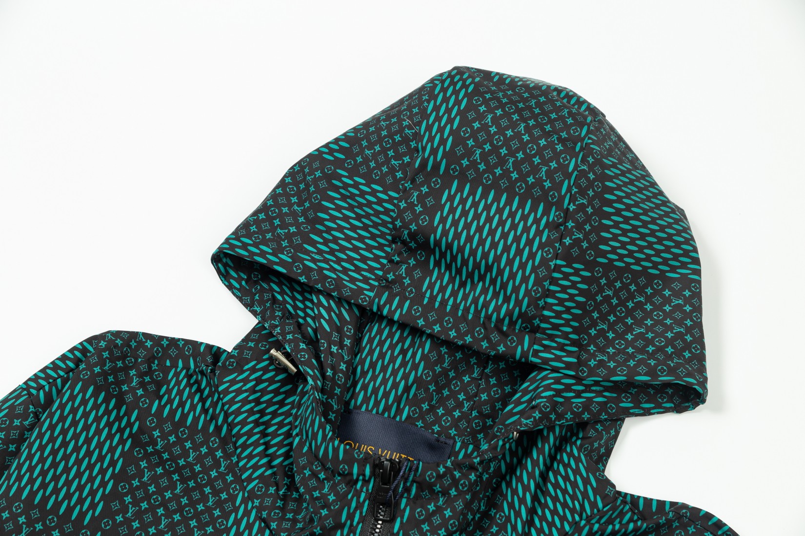 路易威登 Louis Vuitton 高级成衣风衣外套及大衣服饰 #3401A6DC 3