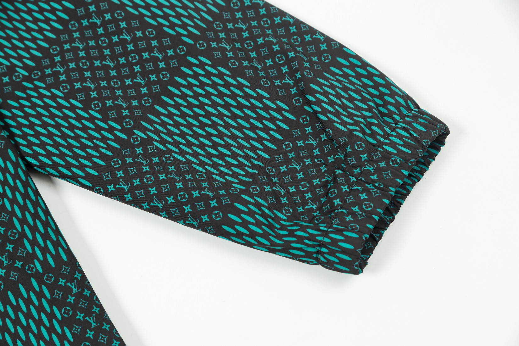 路易威登 Louis Vuitton 高级成衣风衣外套及大衣服饰 #3401A6DC 8