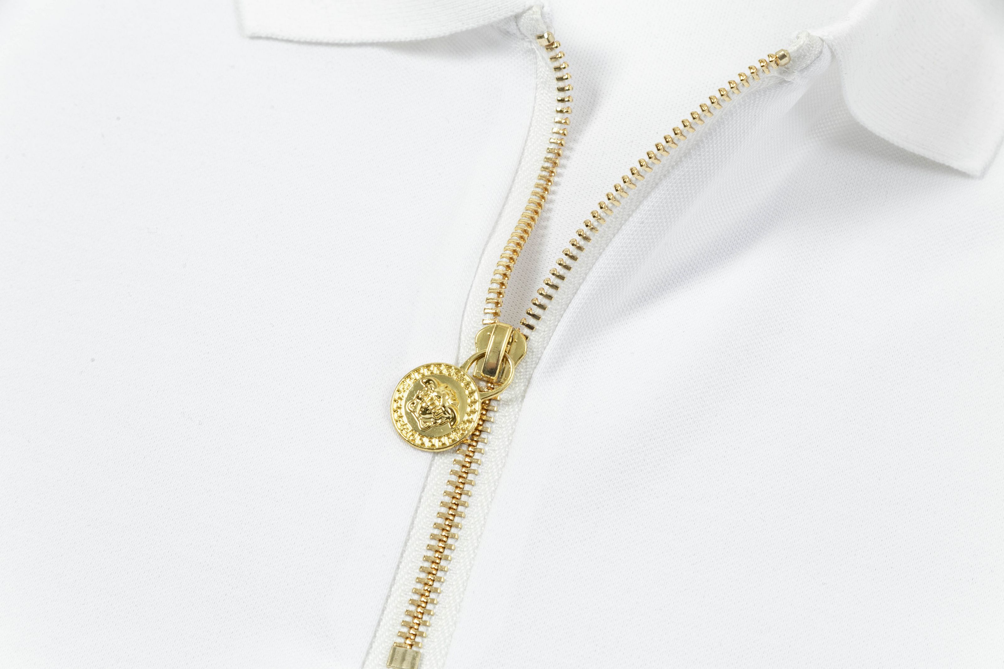 New Versace Vapster Polo Shirts with Gore Gallo Buttons in White and Black, Sizes M-3XL. - 图片 5