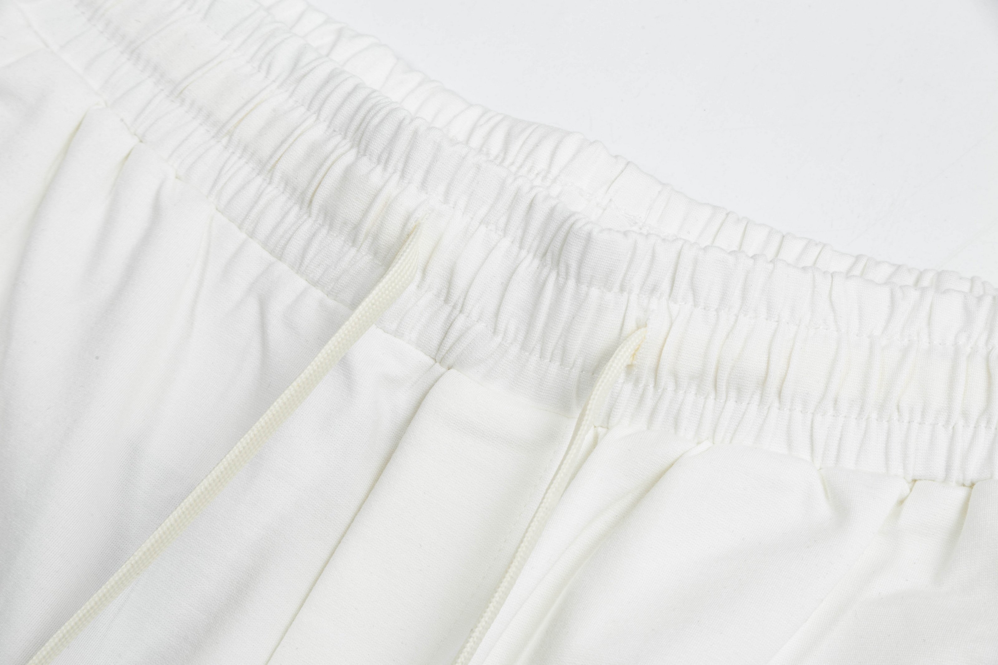 2025 New Custom Knitted Shorts with Strong Crotch and Stylish Logo - 图片 3